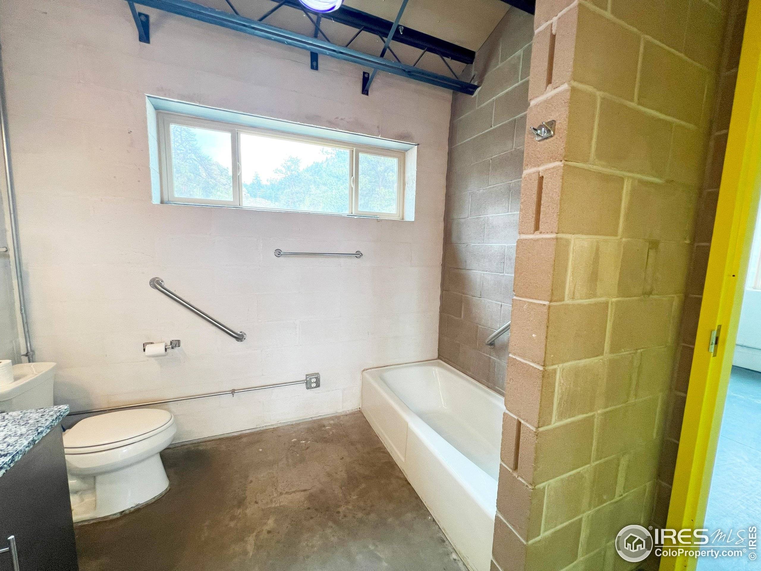 Estes Park, CO 80517,737 Windy Rose Dr
