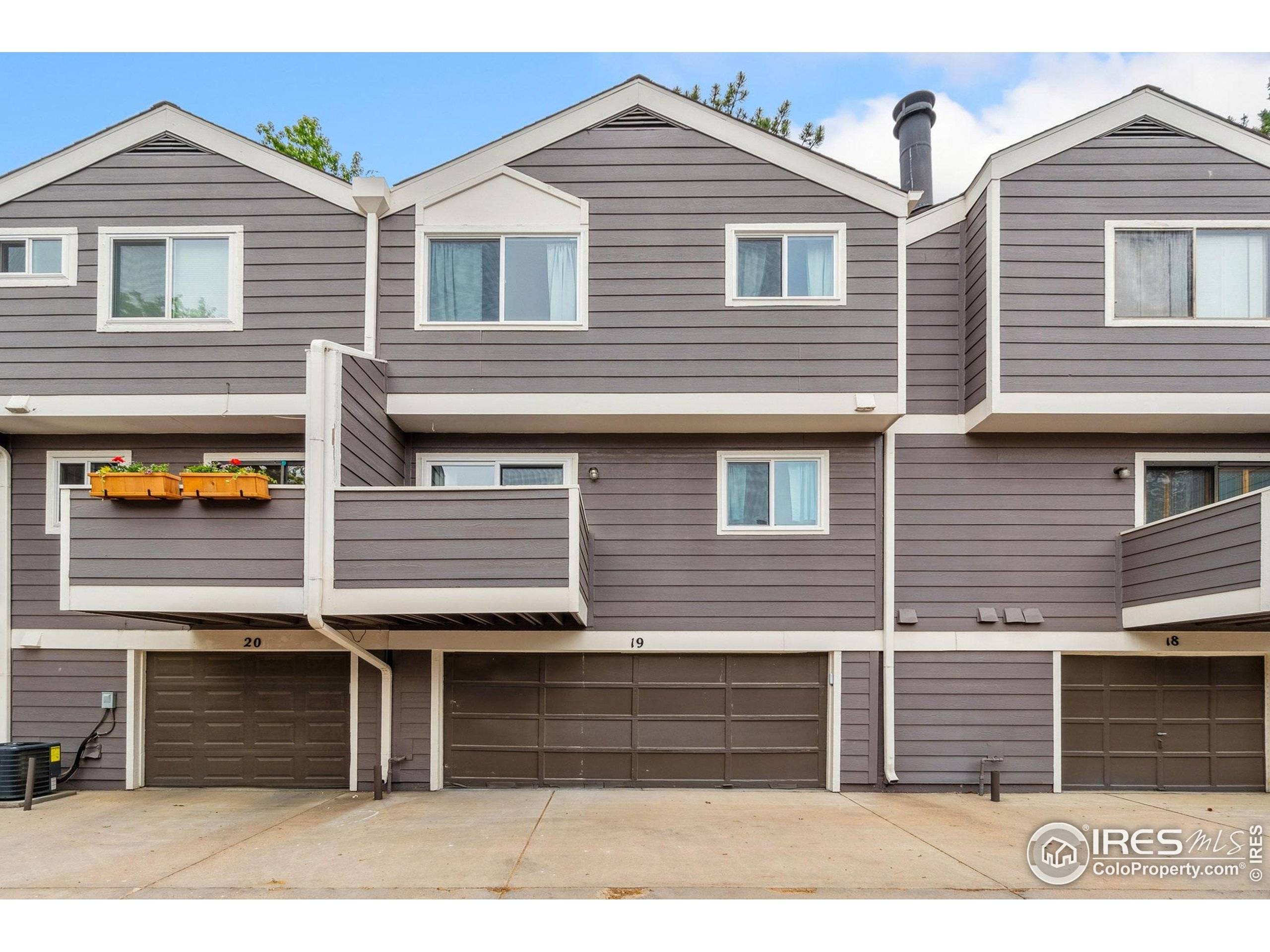 Arvada, CO 80003,6710 W 84th Way #19