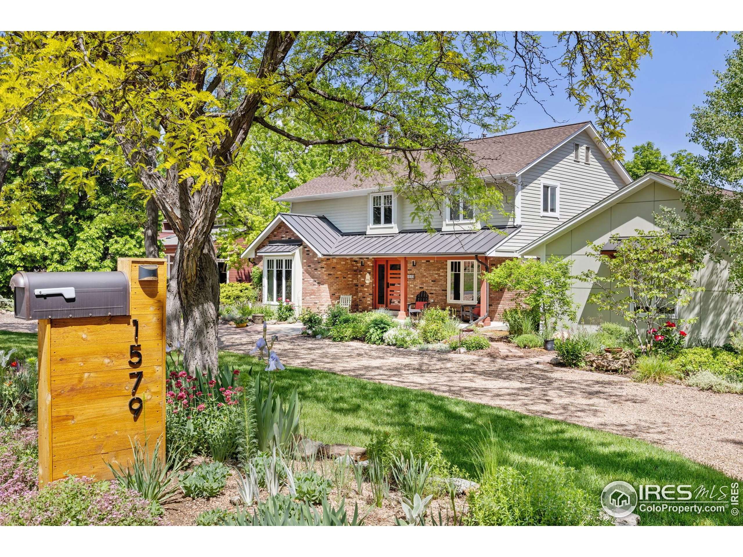 Littleton, CO 80120,1579 W Costilla Pl