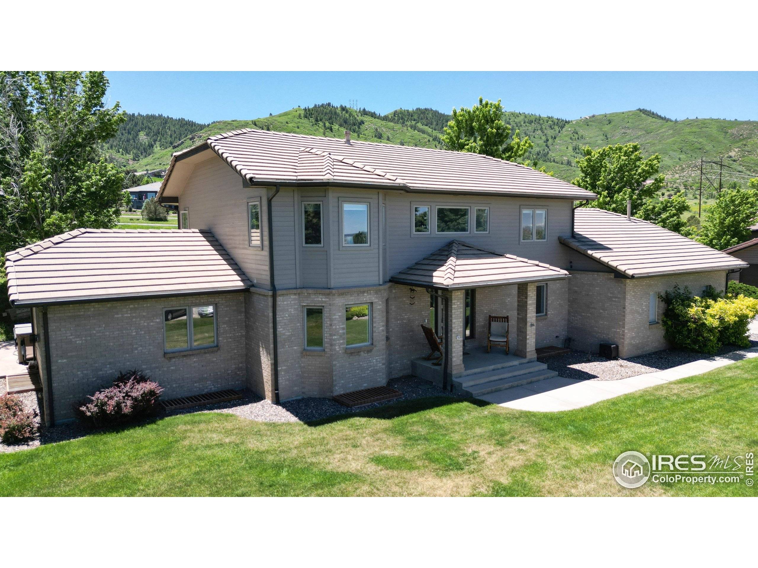 Littleton, CO 80125,10886 Pheasant Run