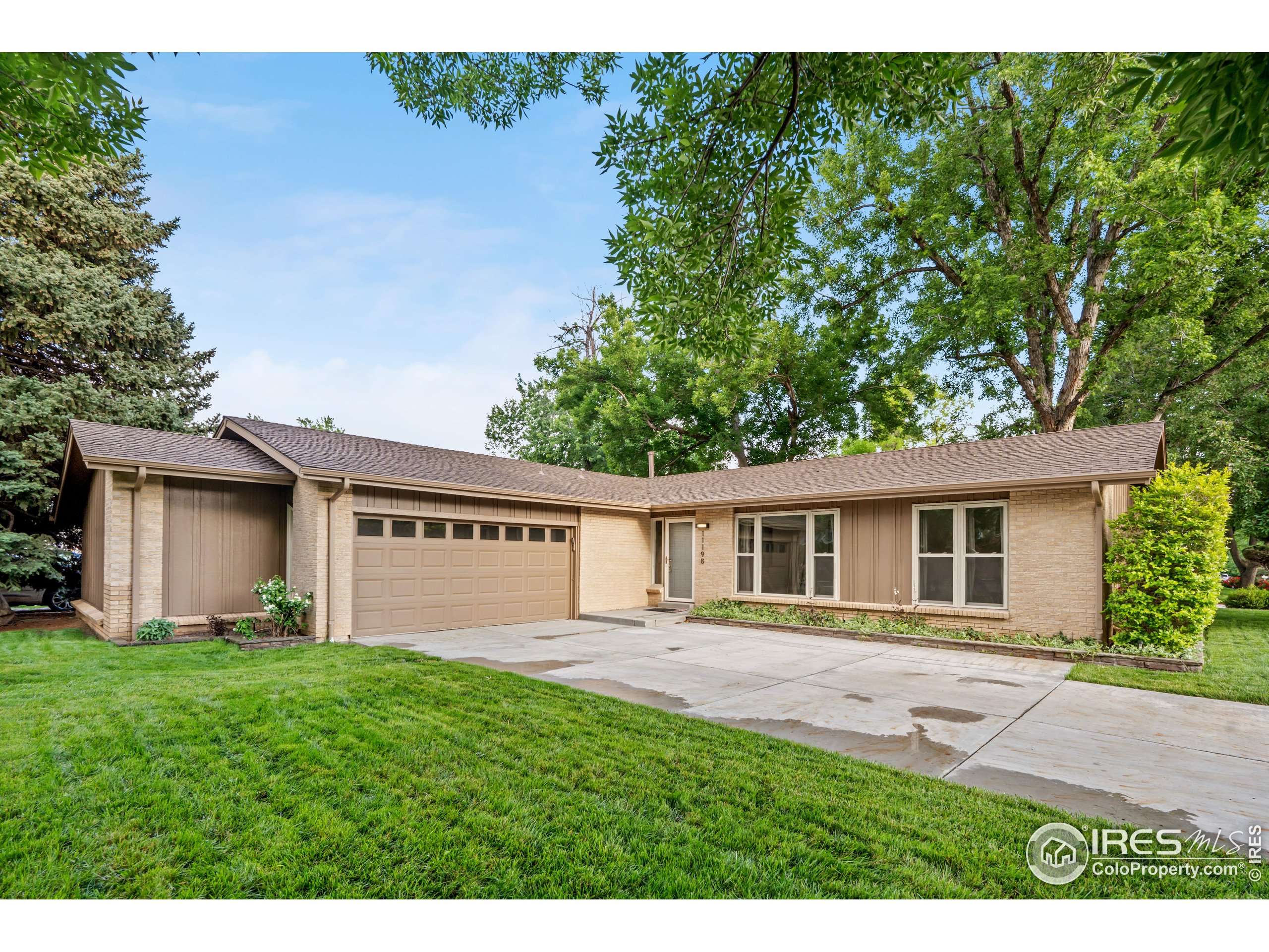 Arvada, CO 80004,11198 W 59th Pl
