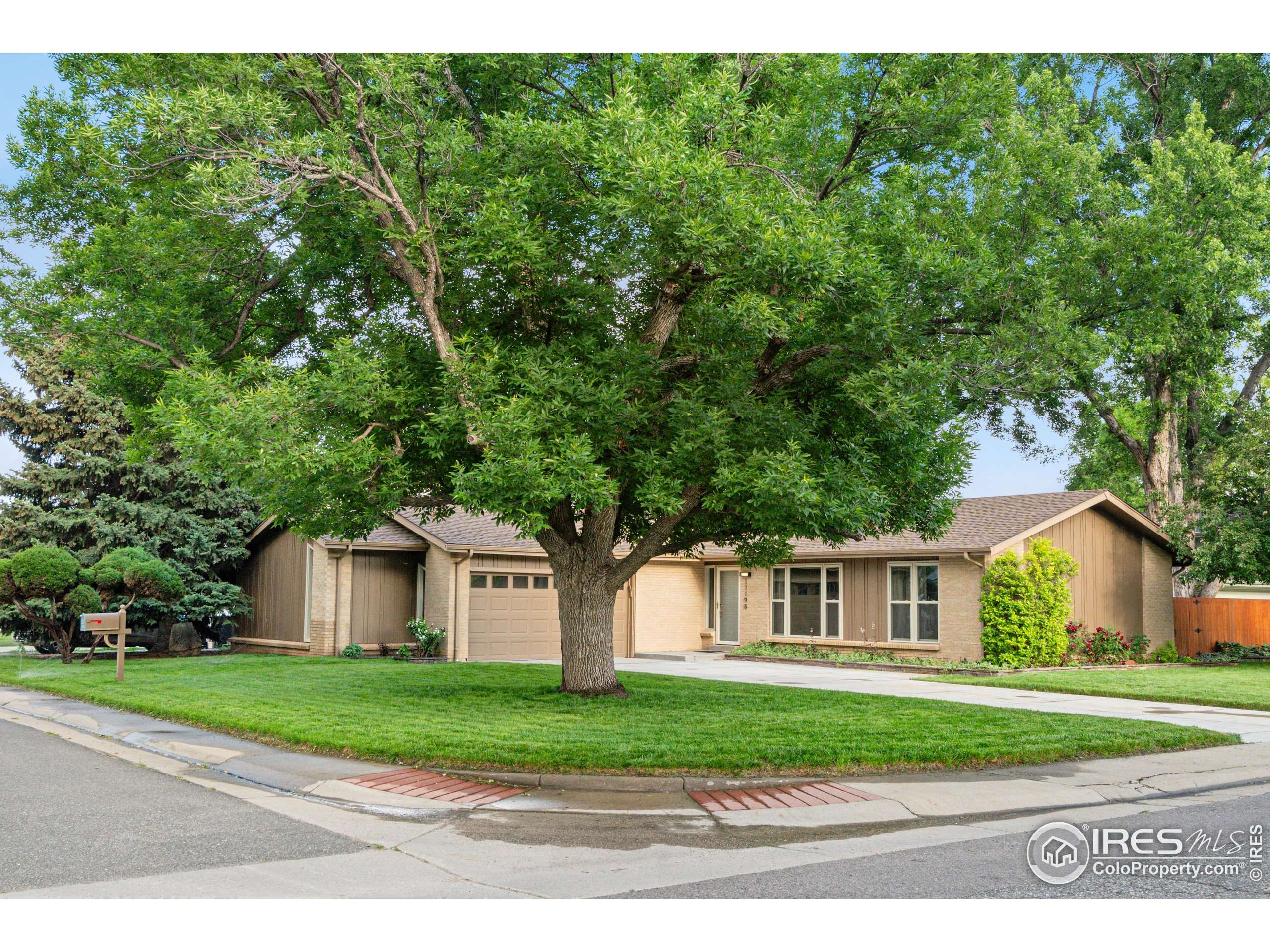 Arvada, CO 80004,11198 W 59th Pl