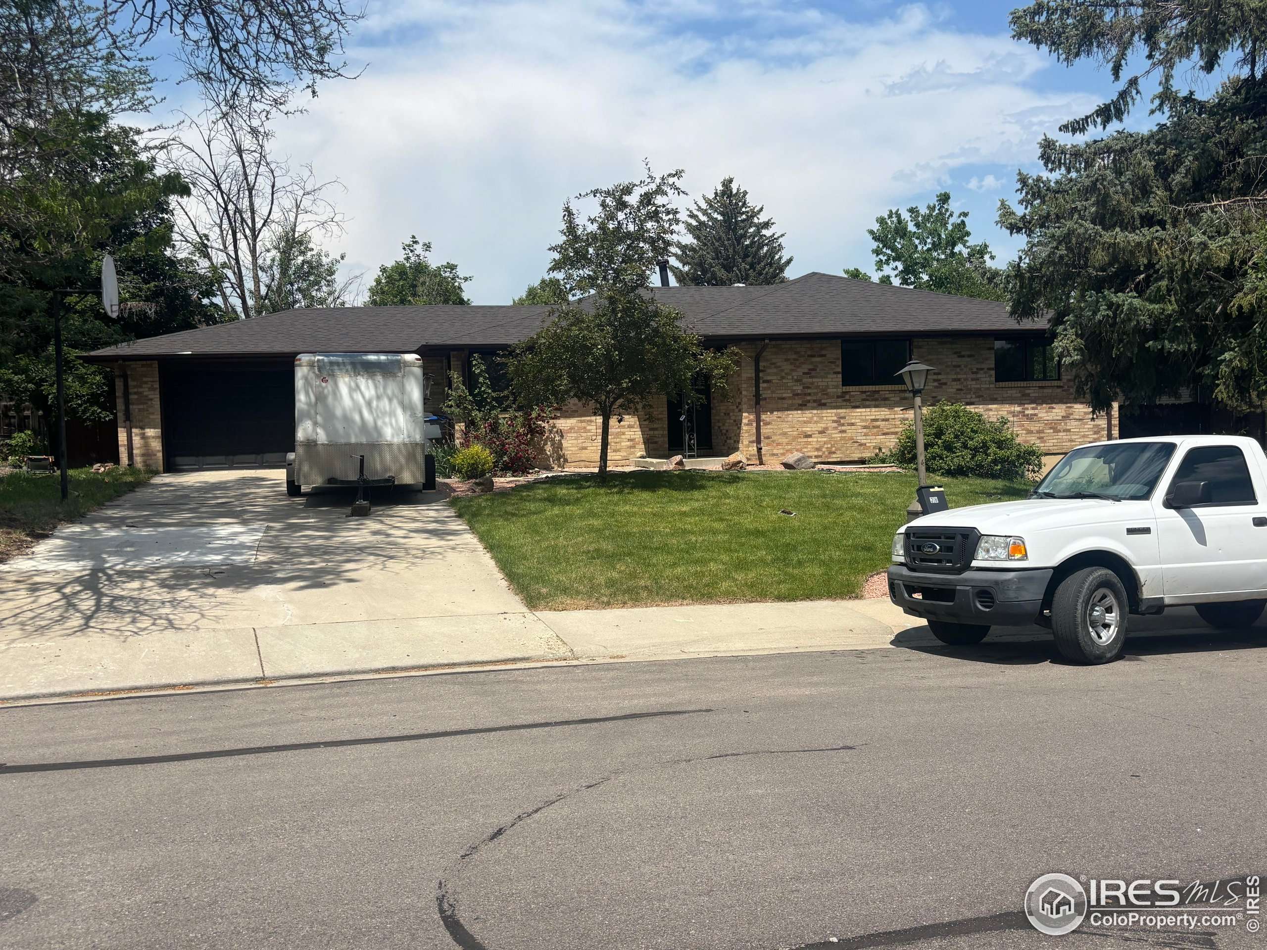 Longmont, CO 80503,28 University Dr