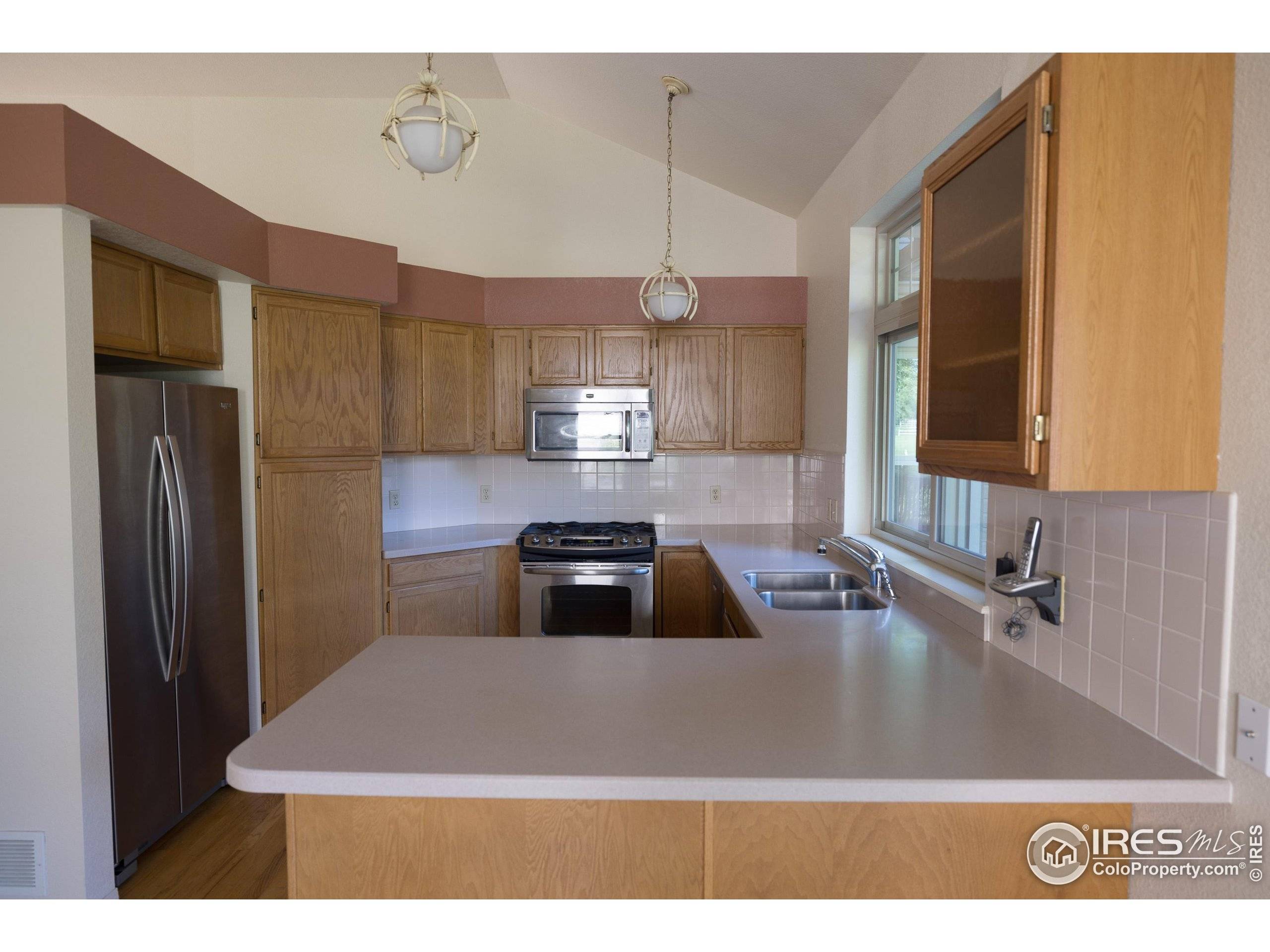 Louisville, CO 80027,322 DIAMOND Cir