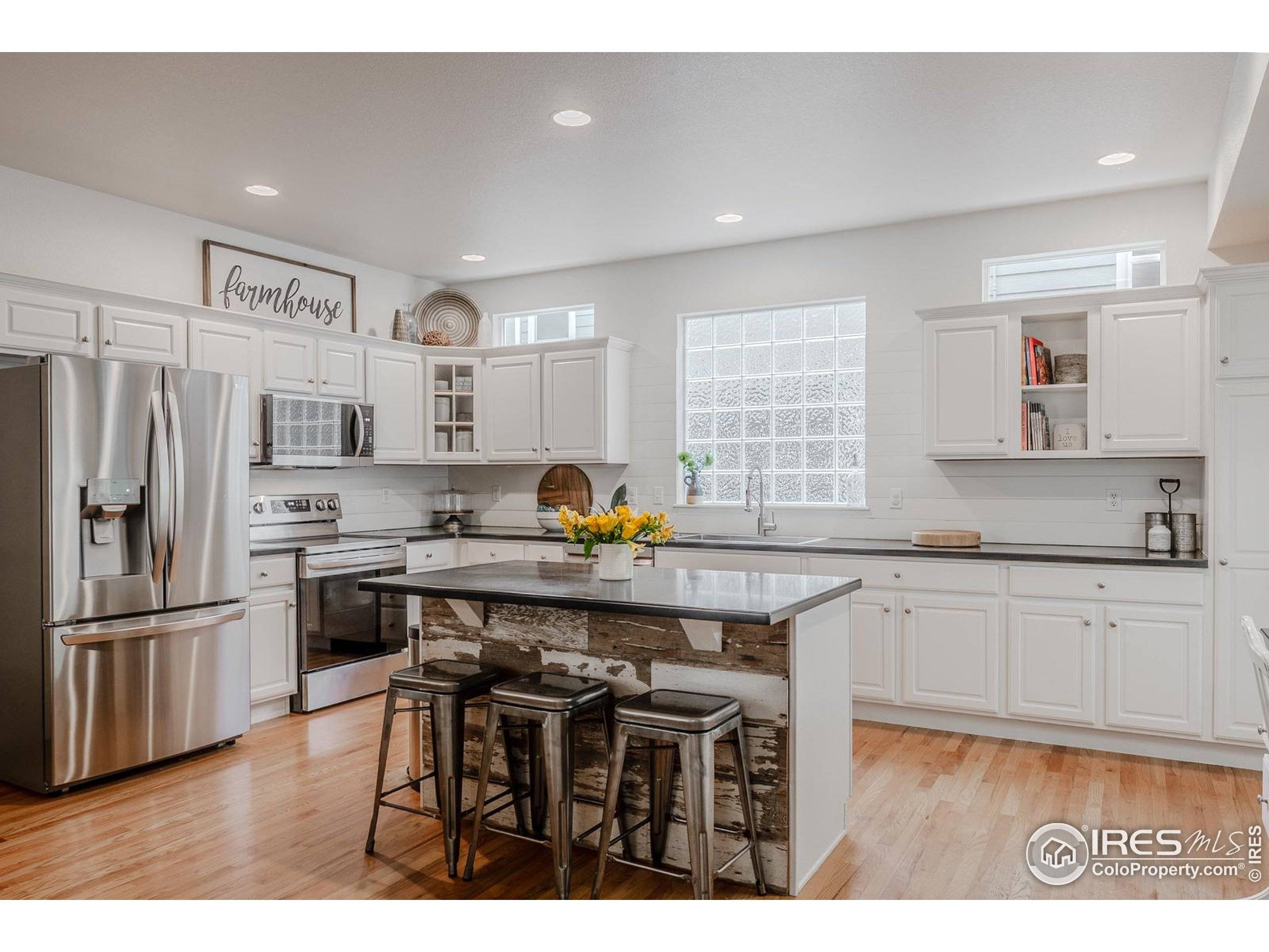 Arvada, CO 80005,8367 Devinney St