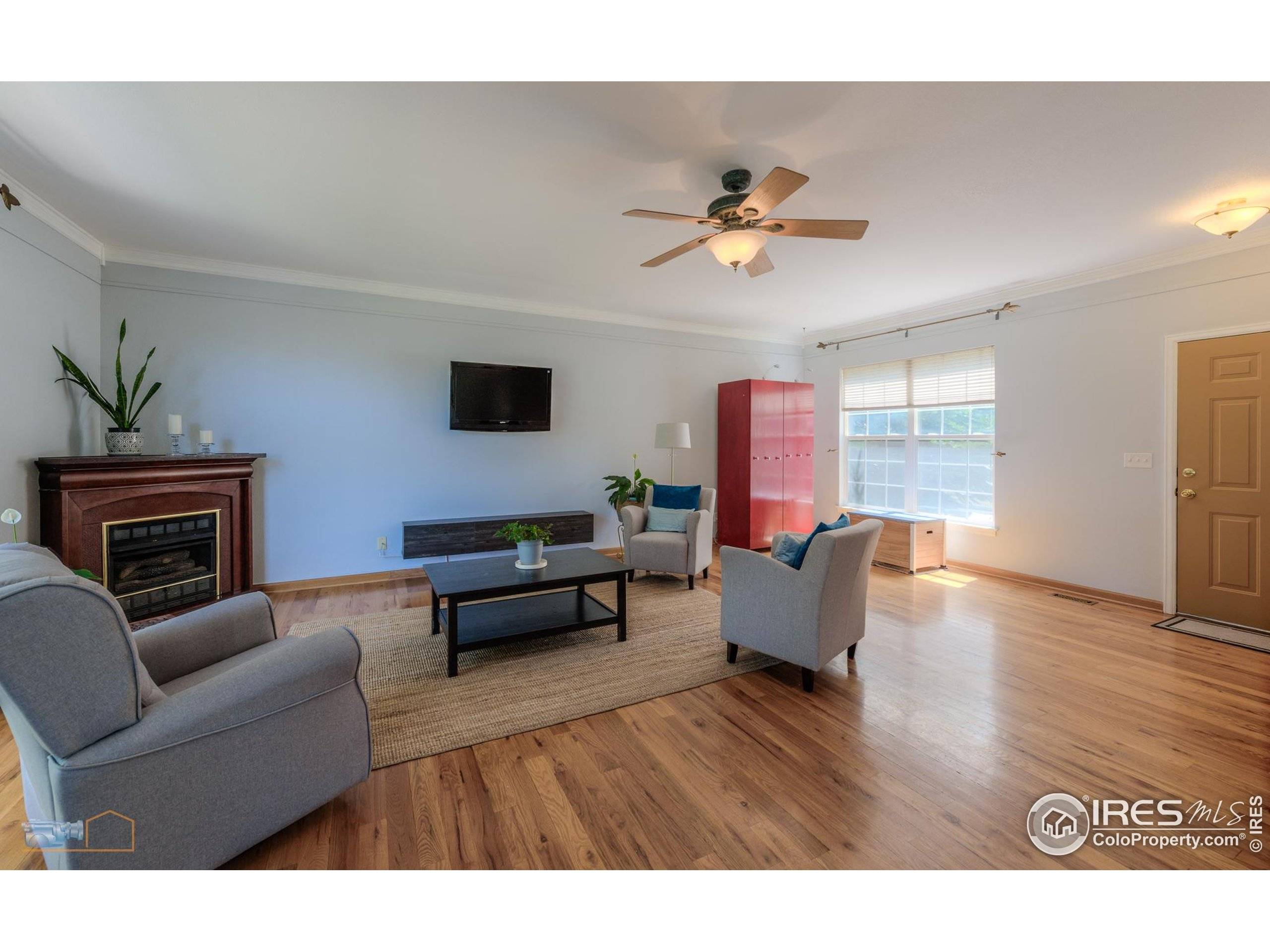 Longmont, CO 80503,3598 Larkspur Dr