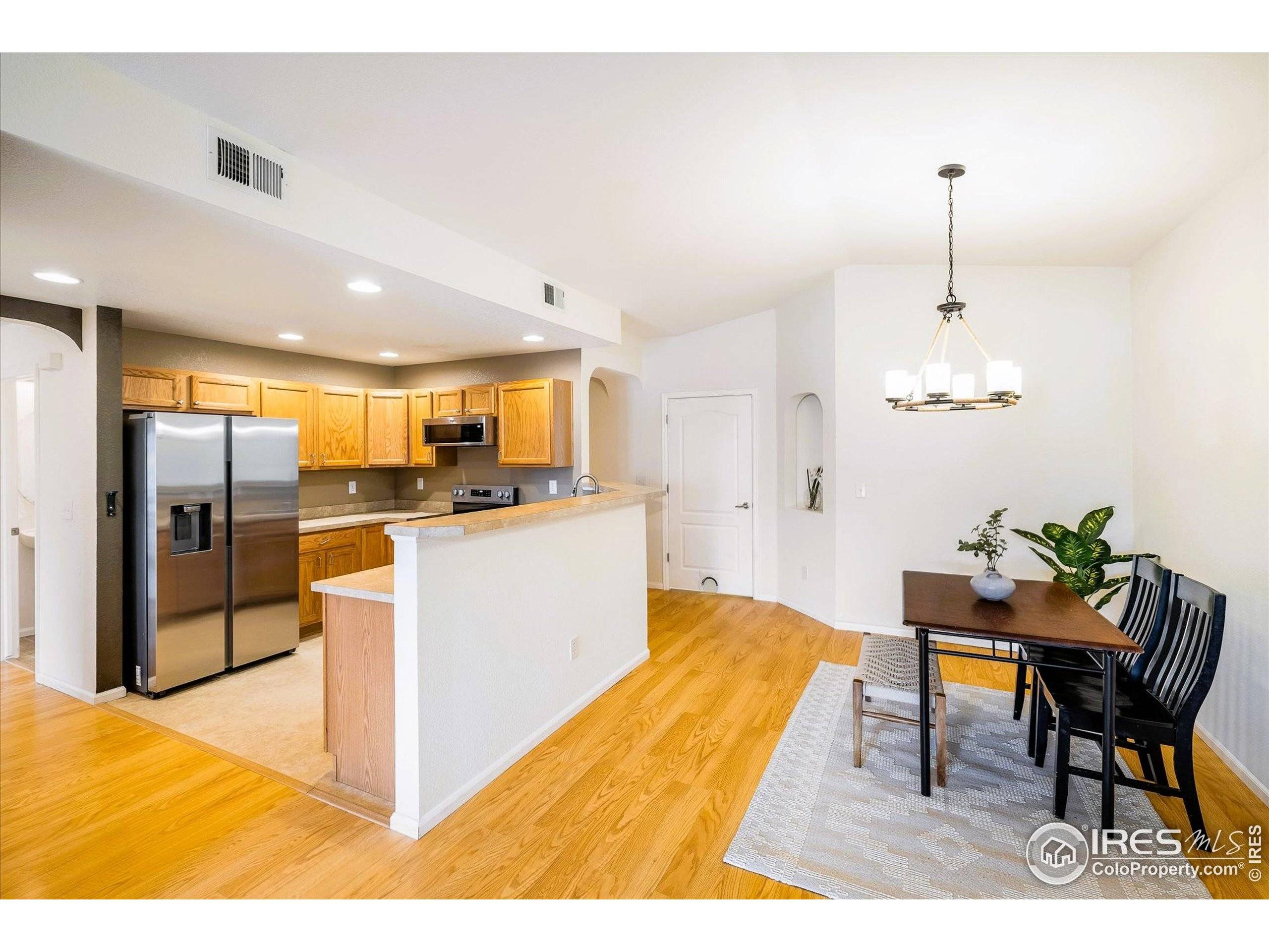 Longmont, CO 80504,1122 Olympia Ave #12h