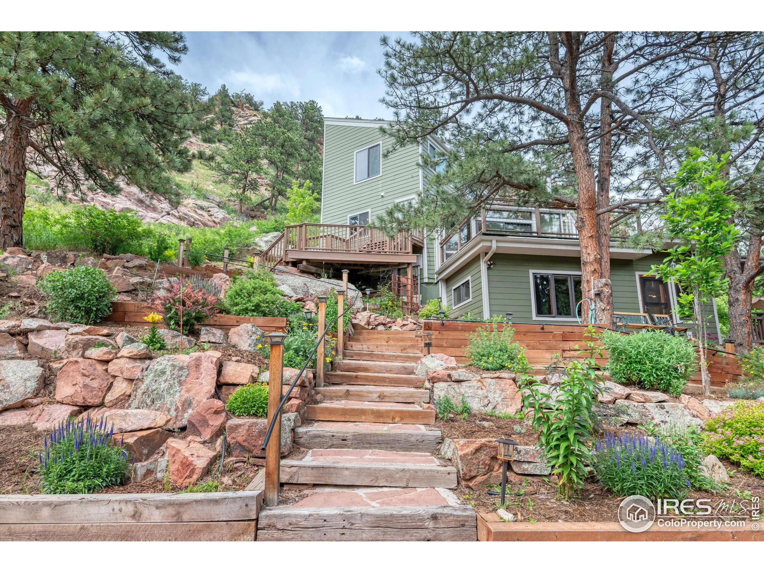 Boulder, CO 80302,160 Valley Ln