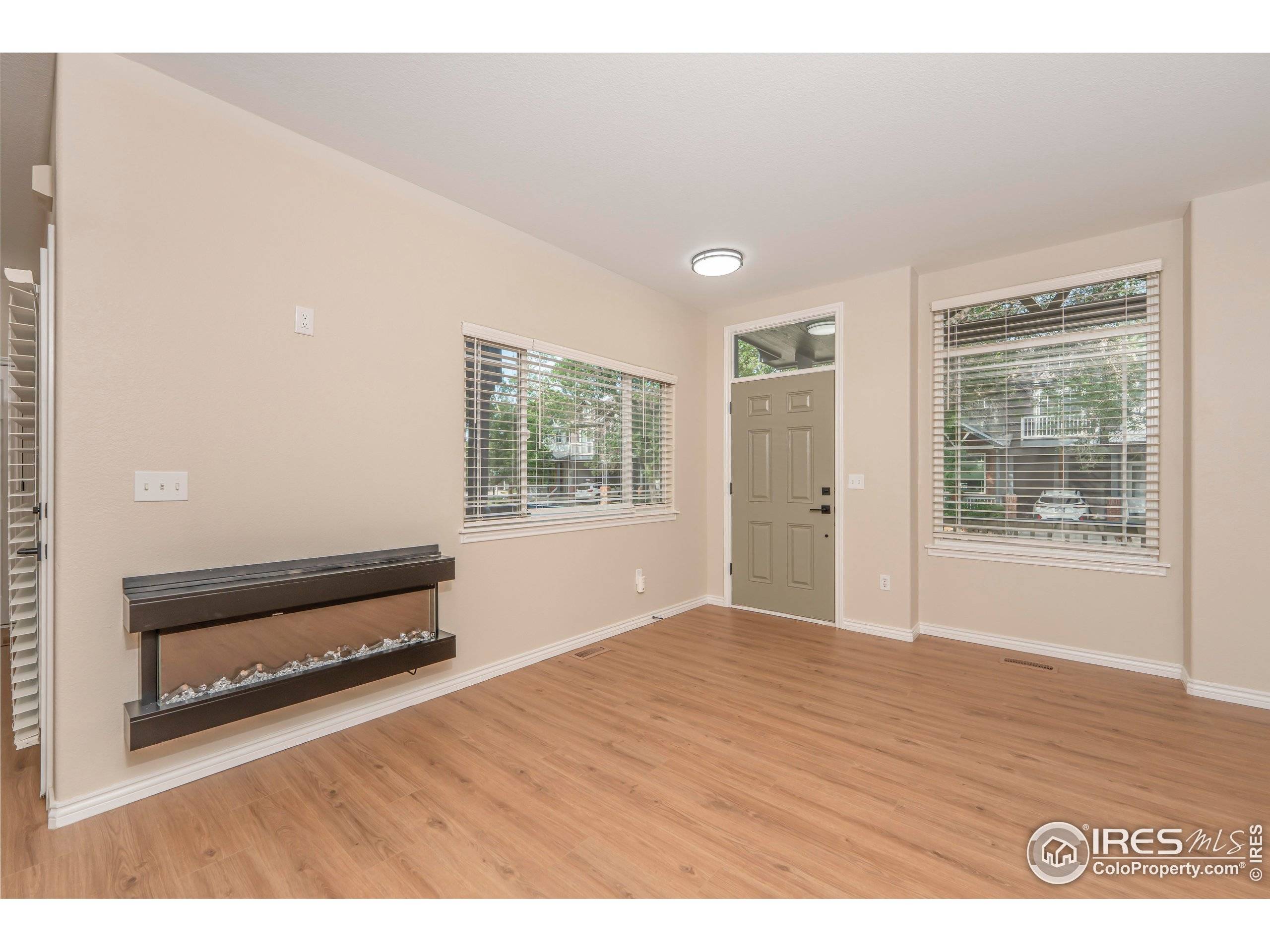 Longmont, CO 80501,829 Kane Dr #23