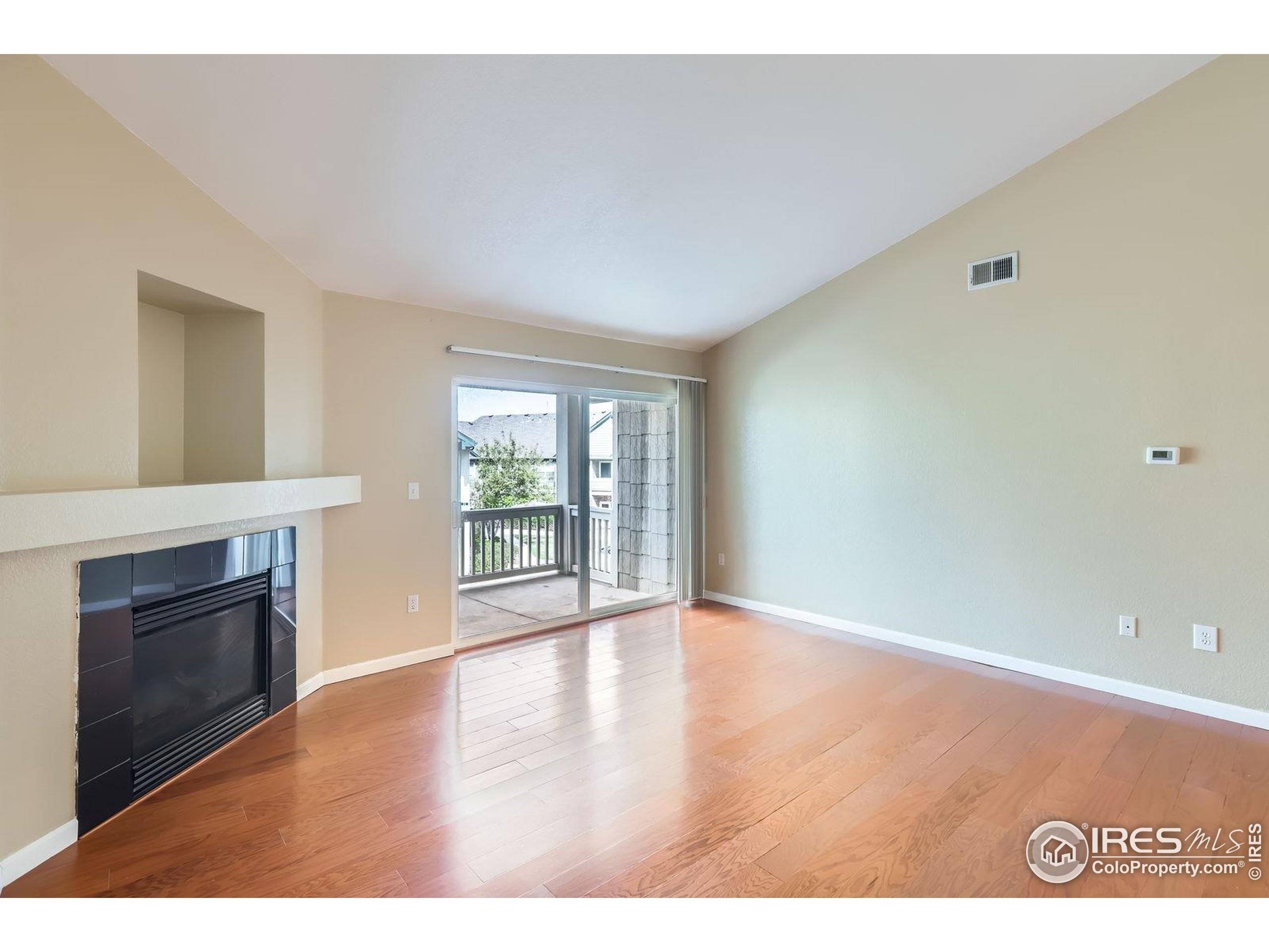 Fort Collins, CO 80528,5225 White Willow Dr #210