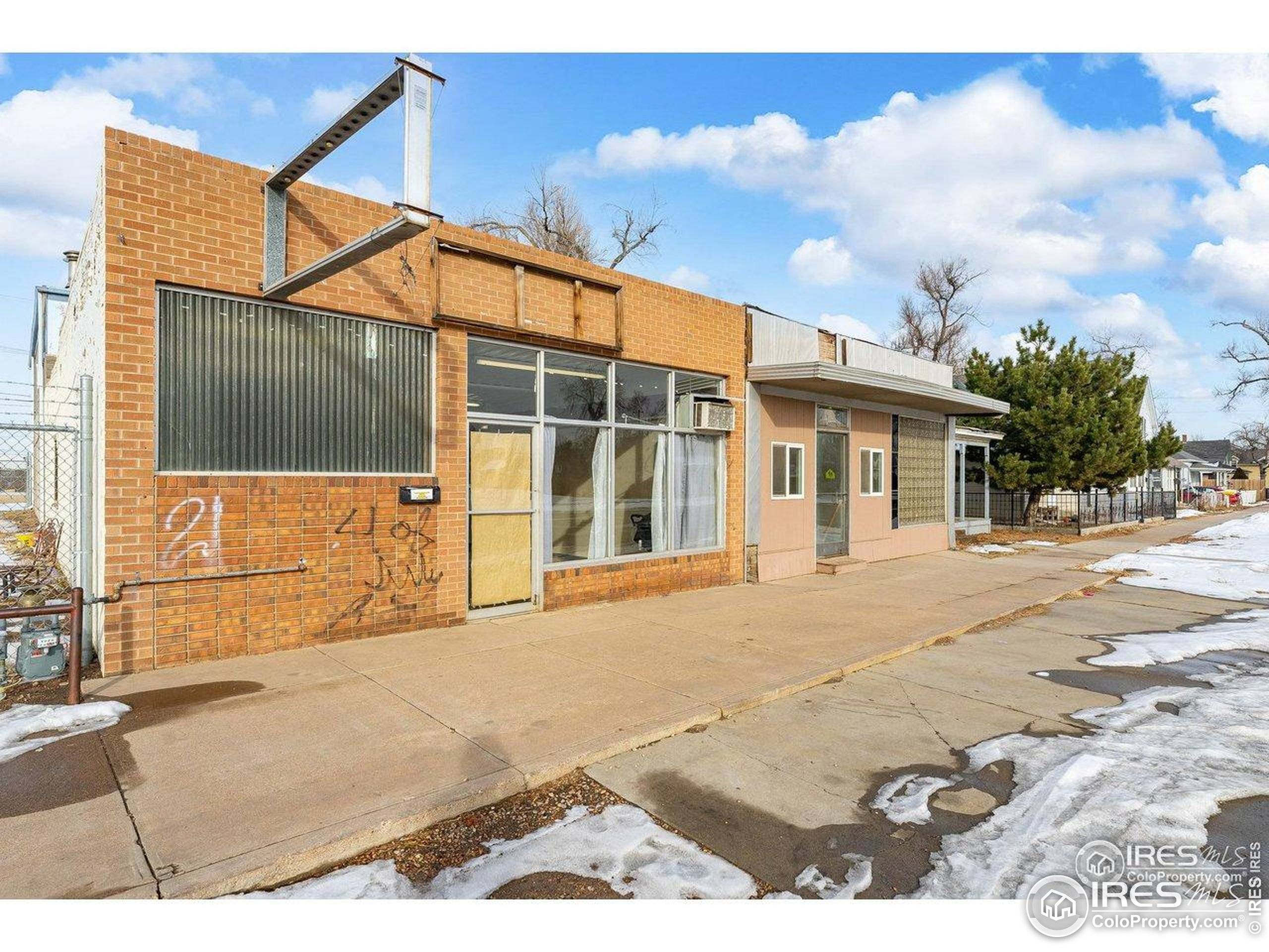 Greeley, CO 80631,517 8th St