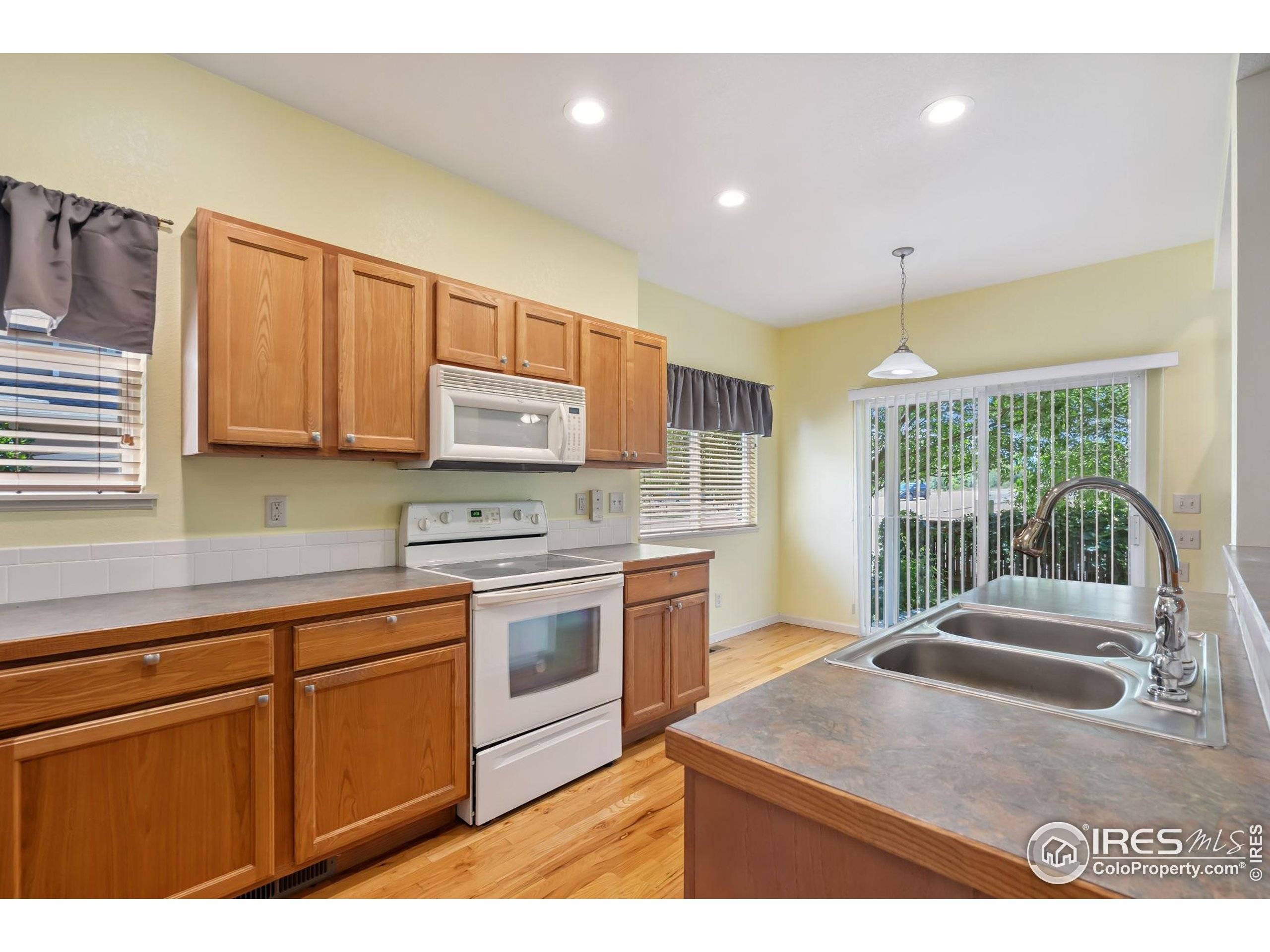 Fort Collins, CO 80524,702 Cairnes Dr #2