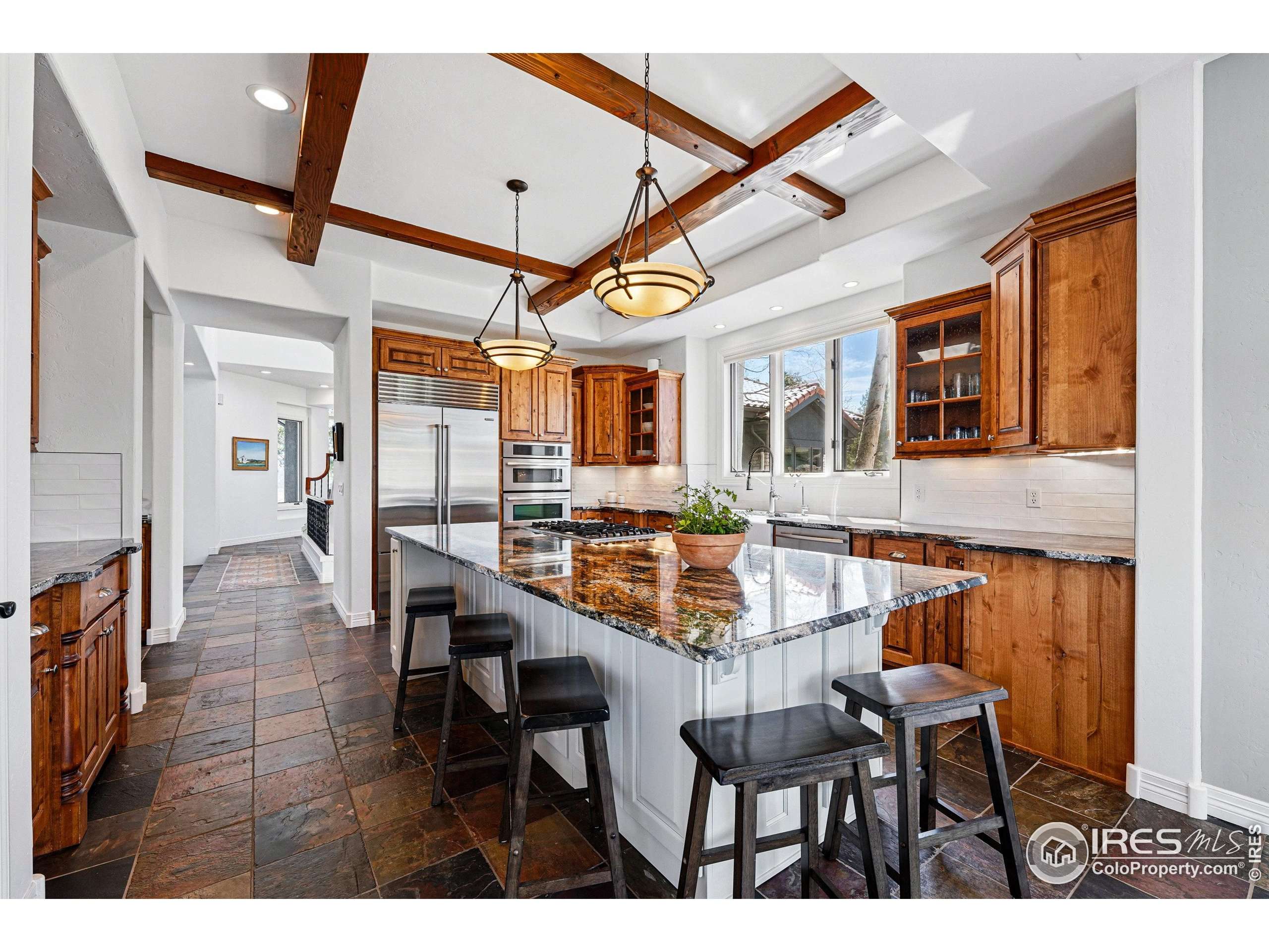 Evergreen, CO 80439,290 Skyhill Dr