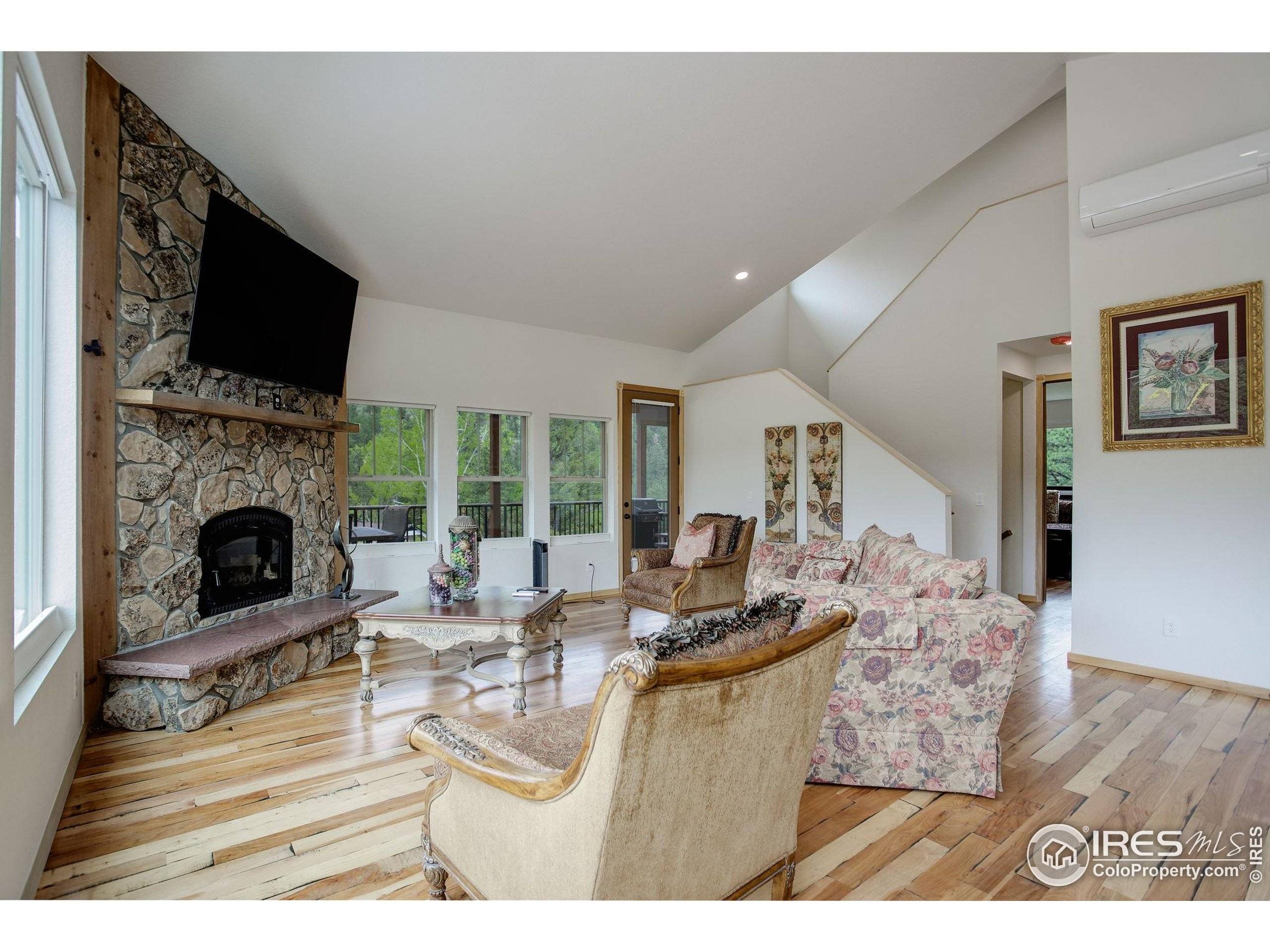 Lyons, CO 80540,178 Cree Ct