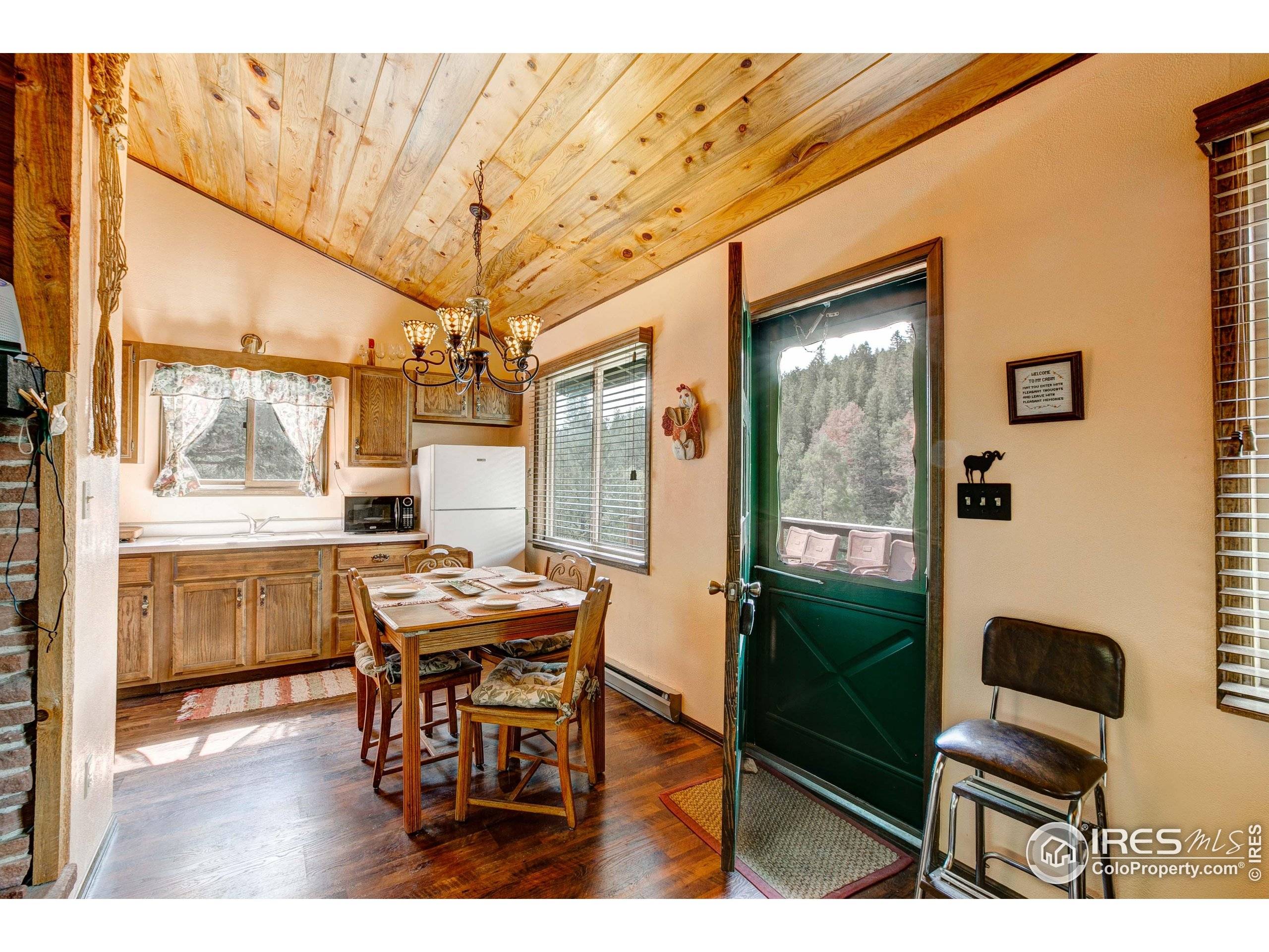 Glen Haven, CO 80532,1142 Streamside Dr