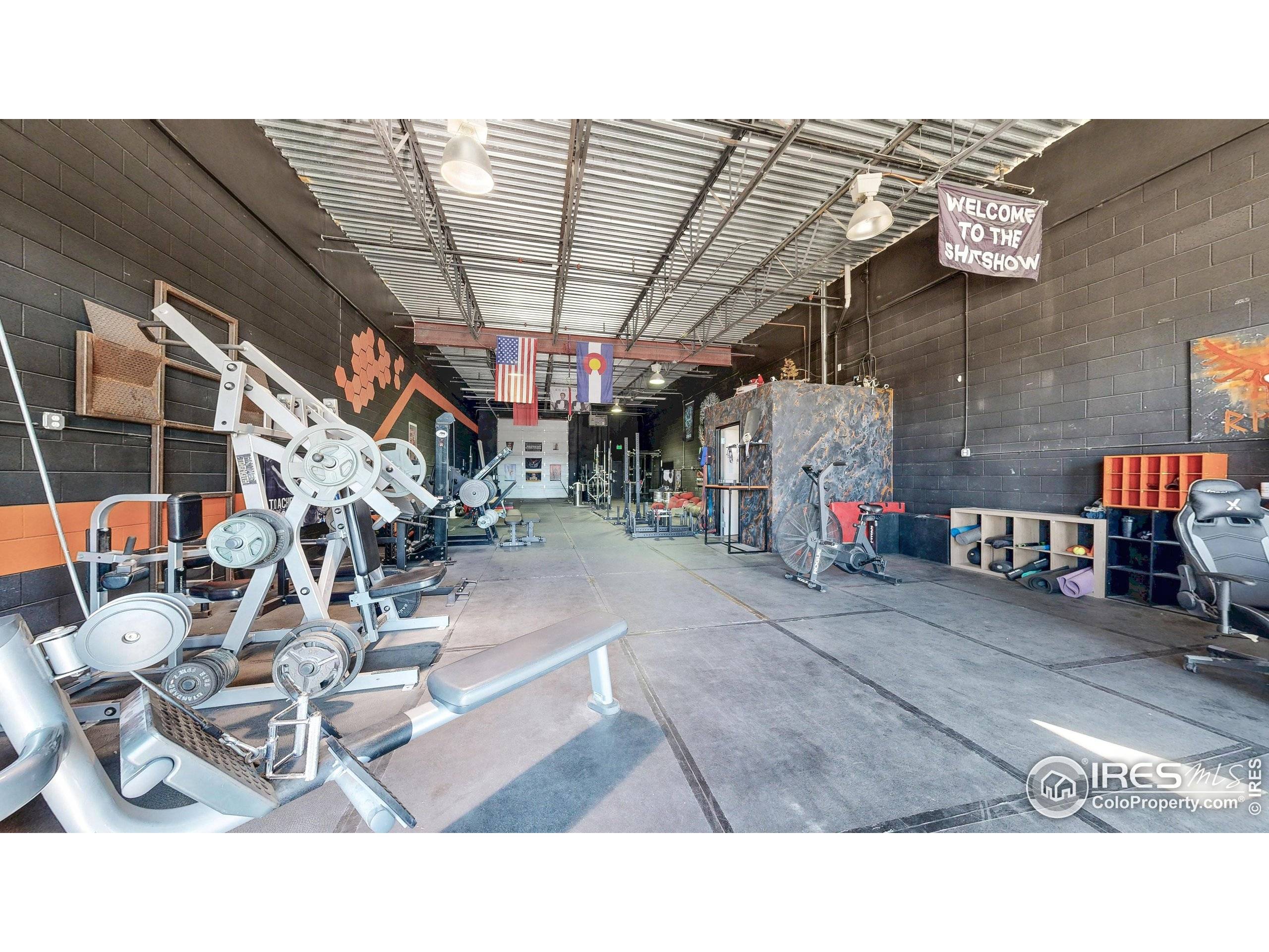 Loveland, CO 80537,963 E 11th St