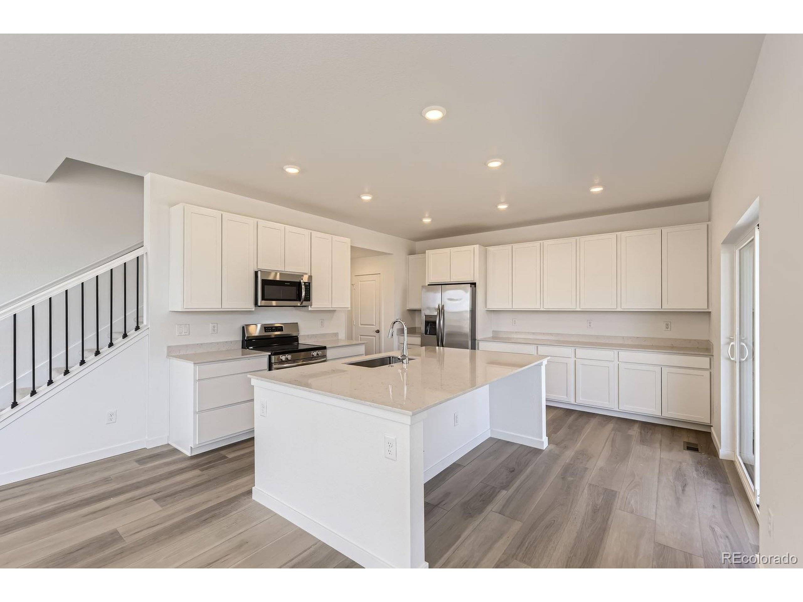 Watkins, CO 80137,656 N Clubview St