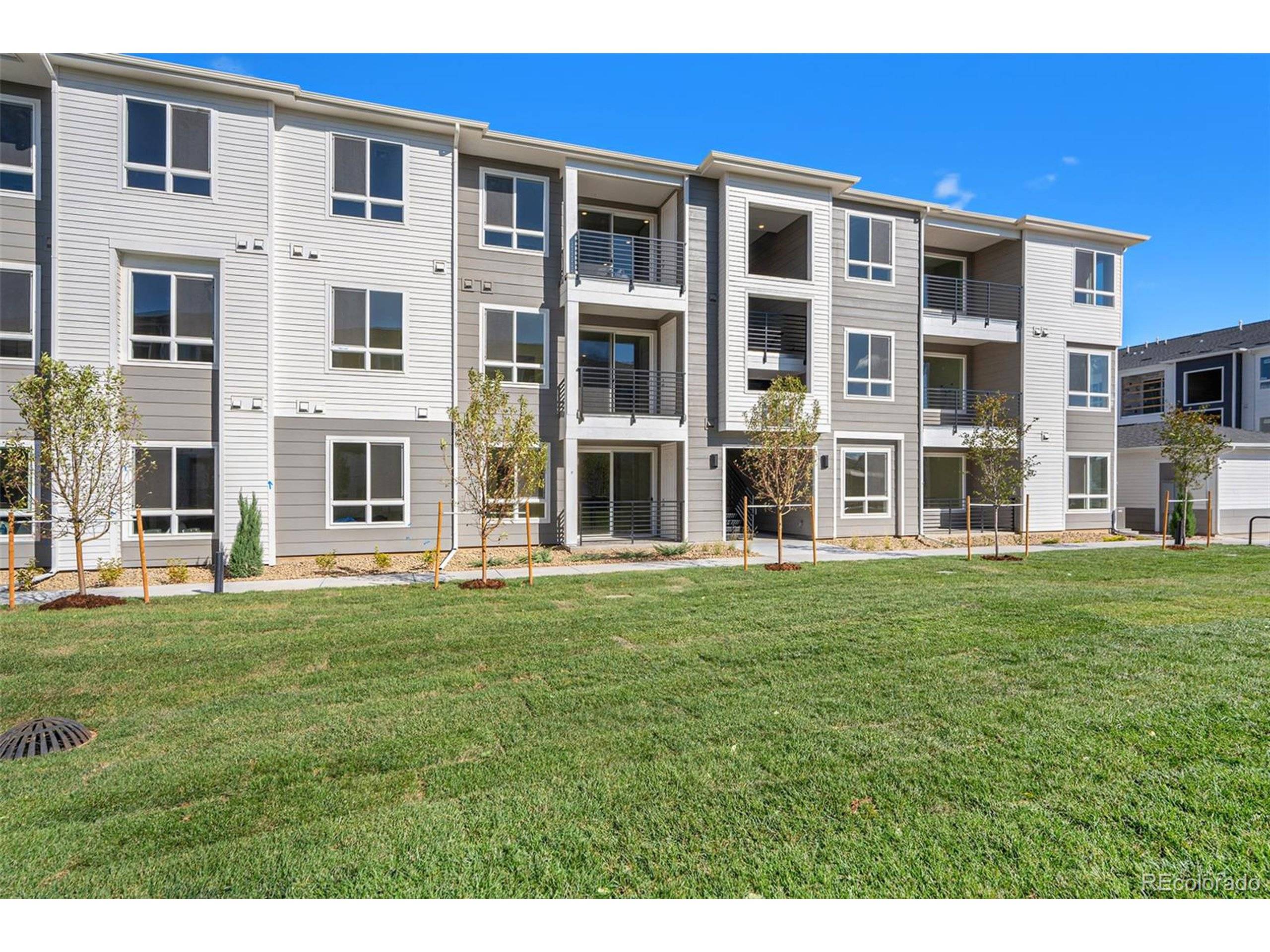 Denver, CO 80249,6153 N Ceylon St #303