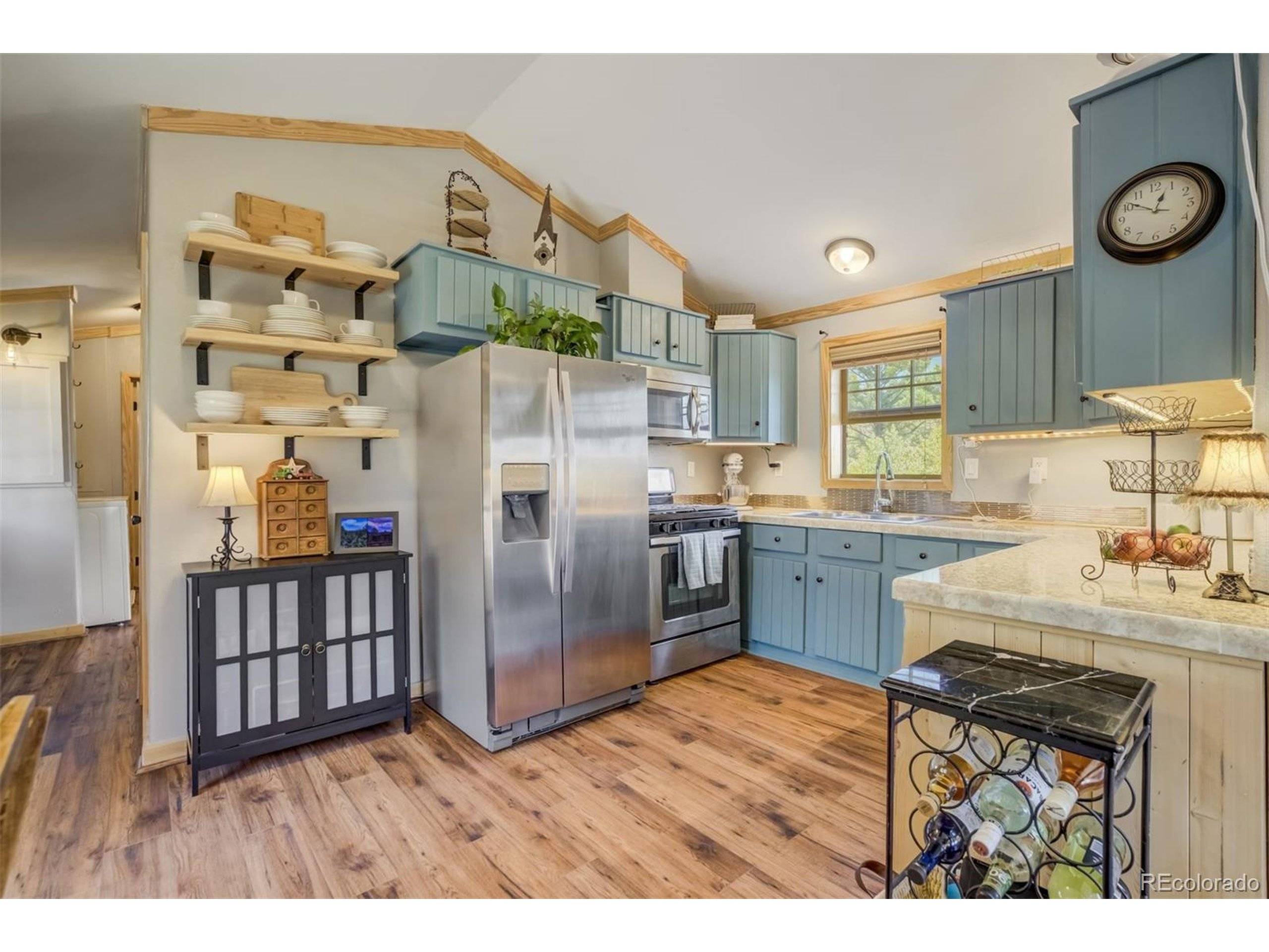 Florissant, CO 80816,716 Badger Trl