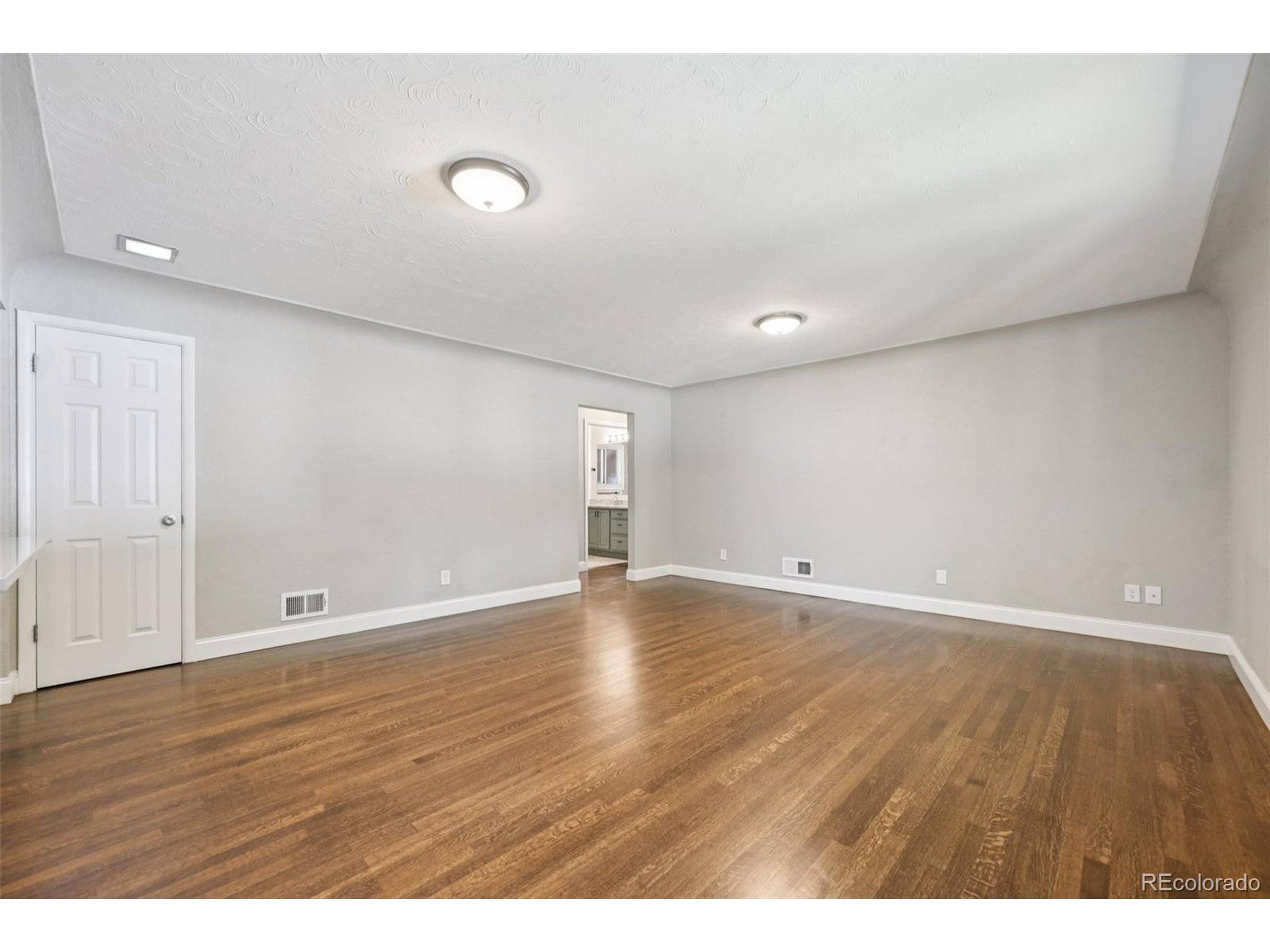 Englewood, CO 80110,4560 S Fox St