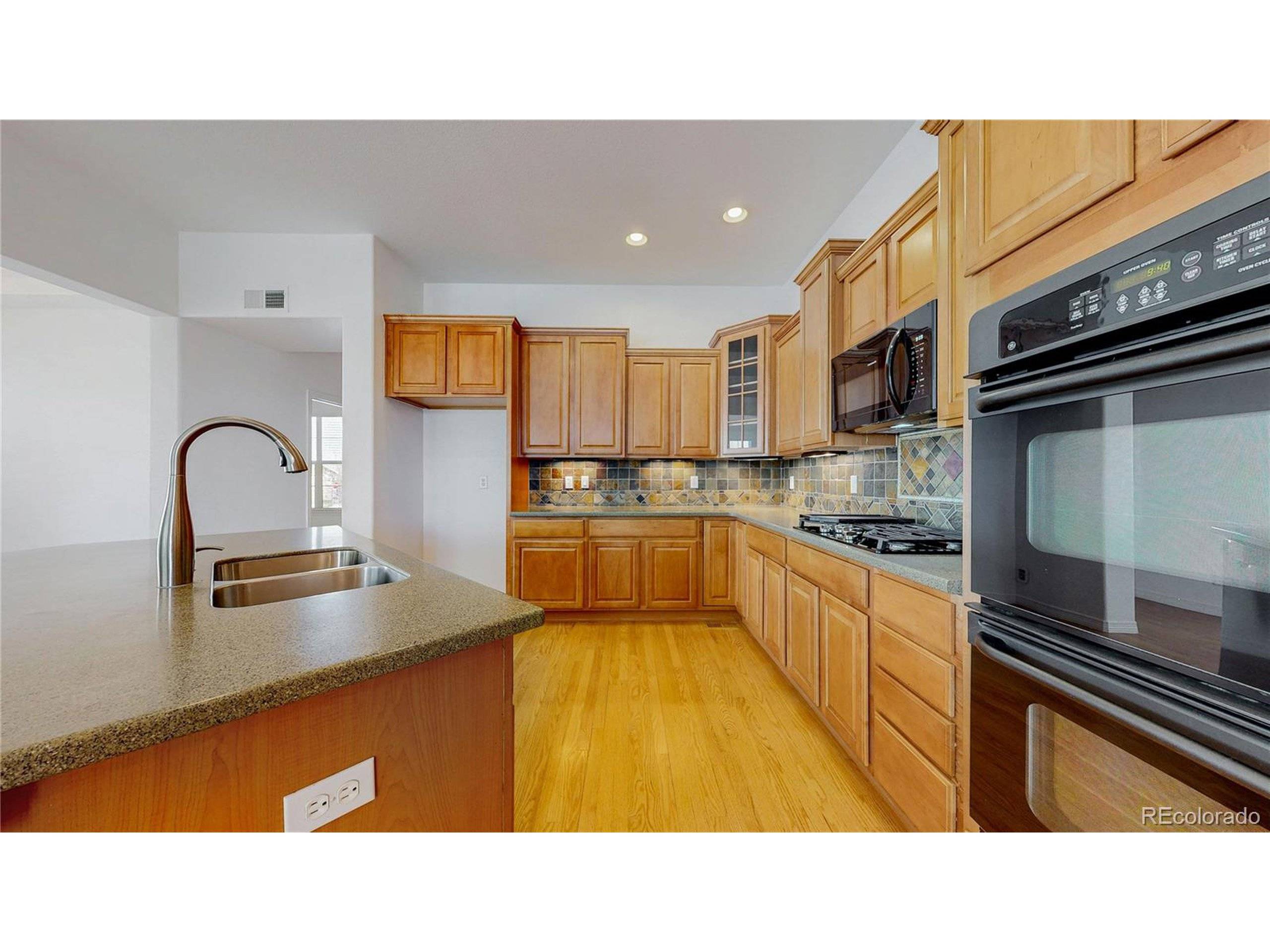 Aurora, CO 80016,6544 S Millbrook Way