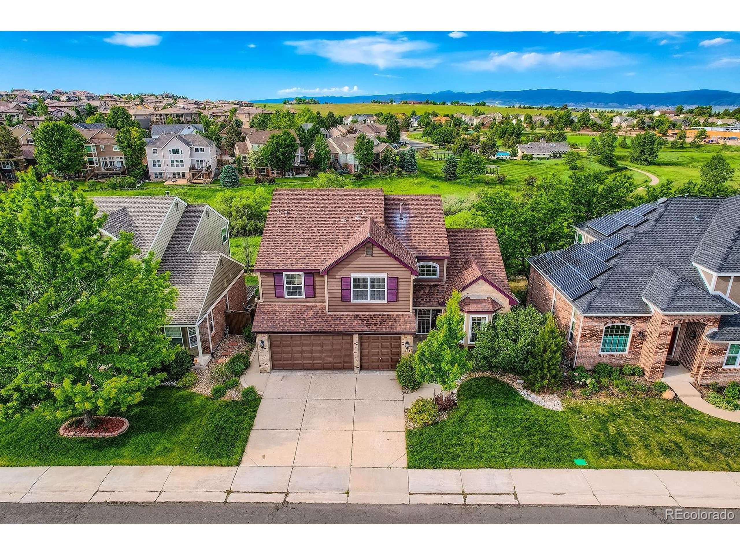 Highlands Ranch, CO 80129,854 Countrybriar Ln