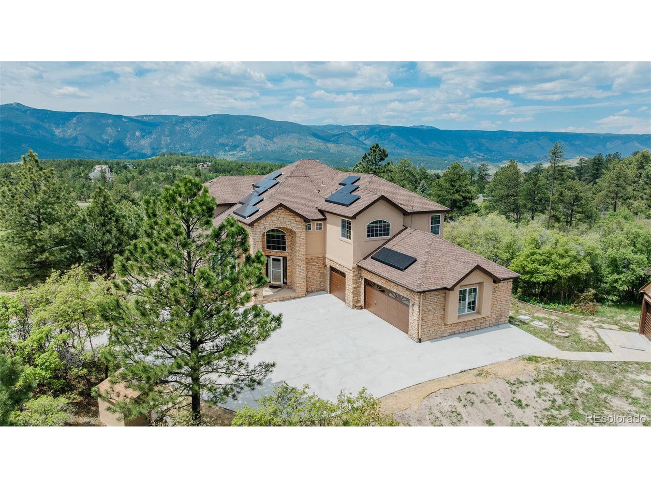 Larkspur, CO 80118,8403 Homestake Ct