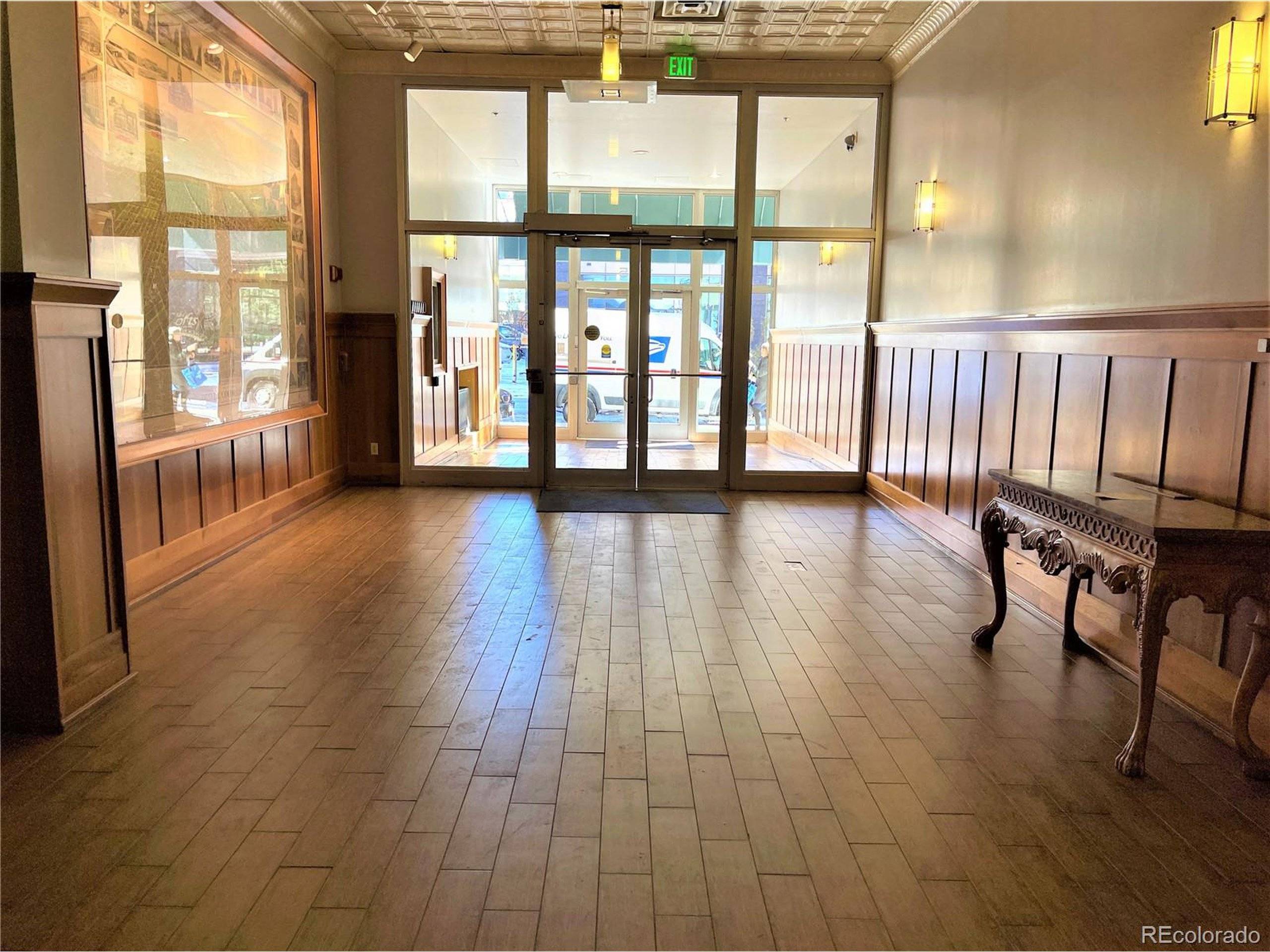Denver, CO 80202,1555 California St #302