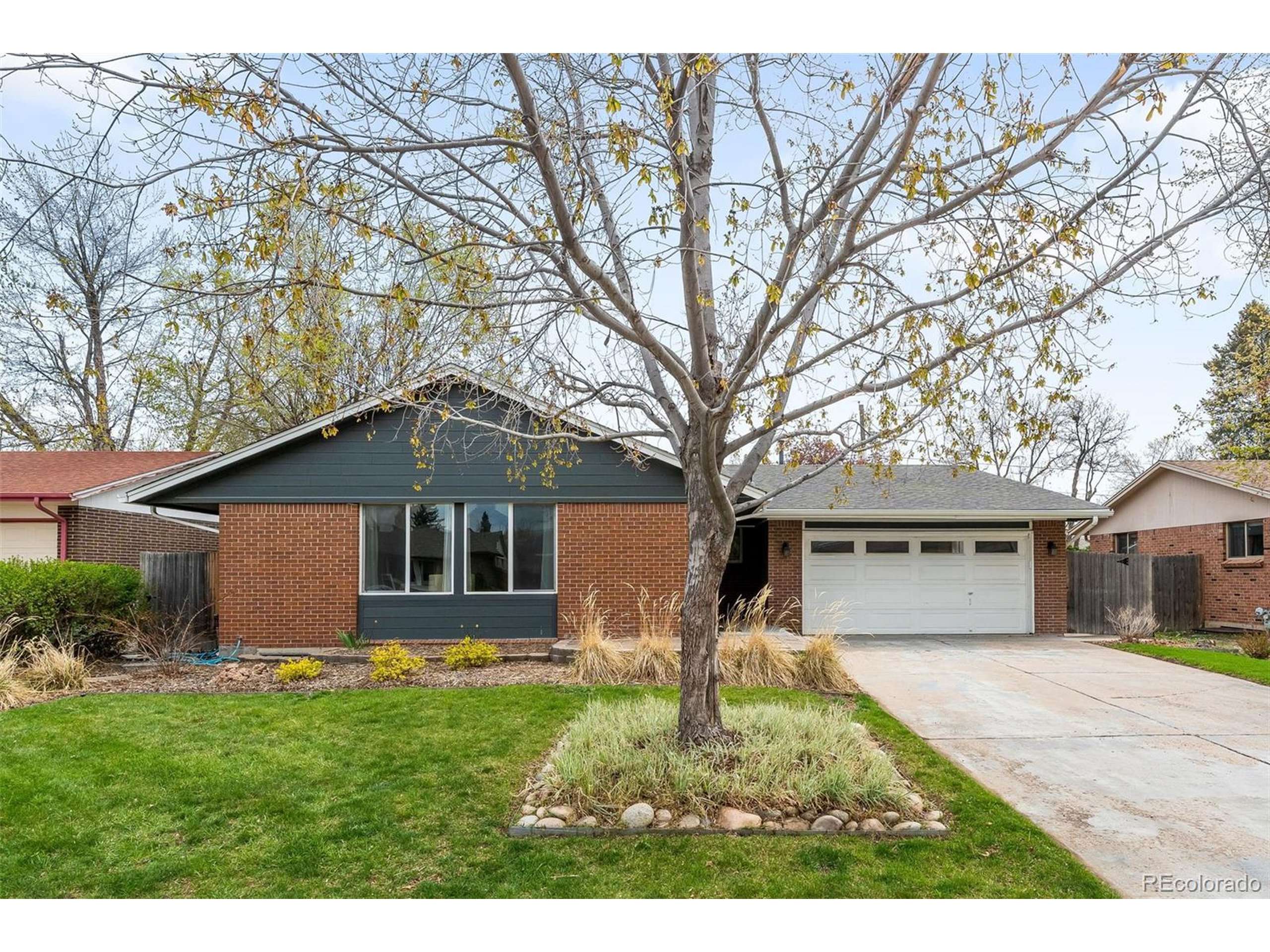 Denver, CO 80224,6960 E Wyoming Pl