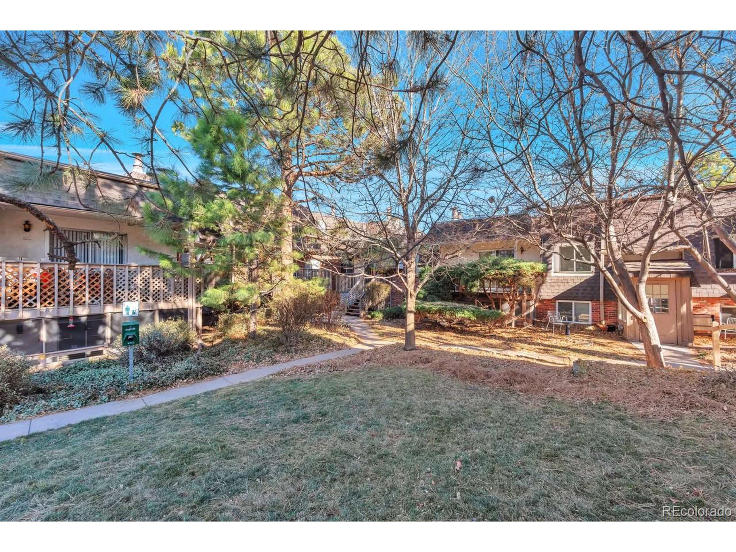 Denver, CO 80222,1525 S Holly St #106