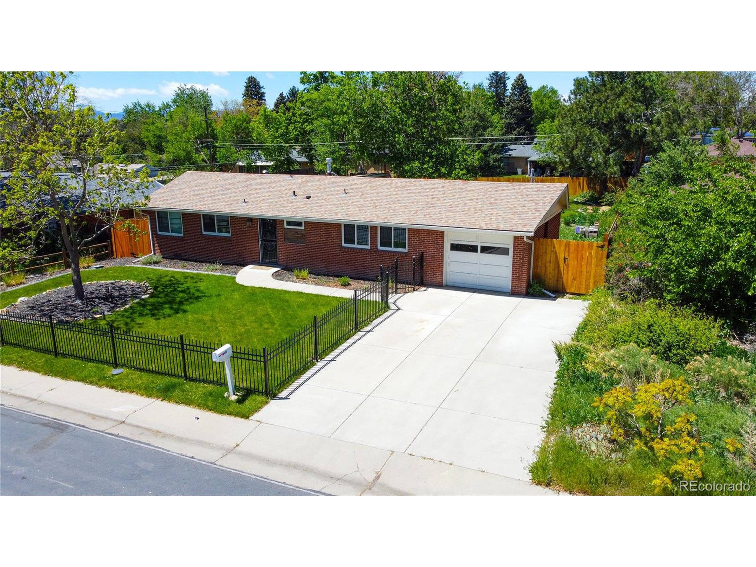 Lakewood, CO 80214,Address not disclosed