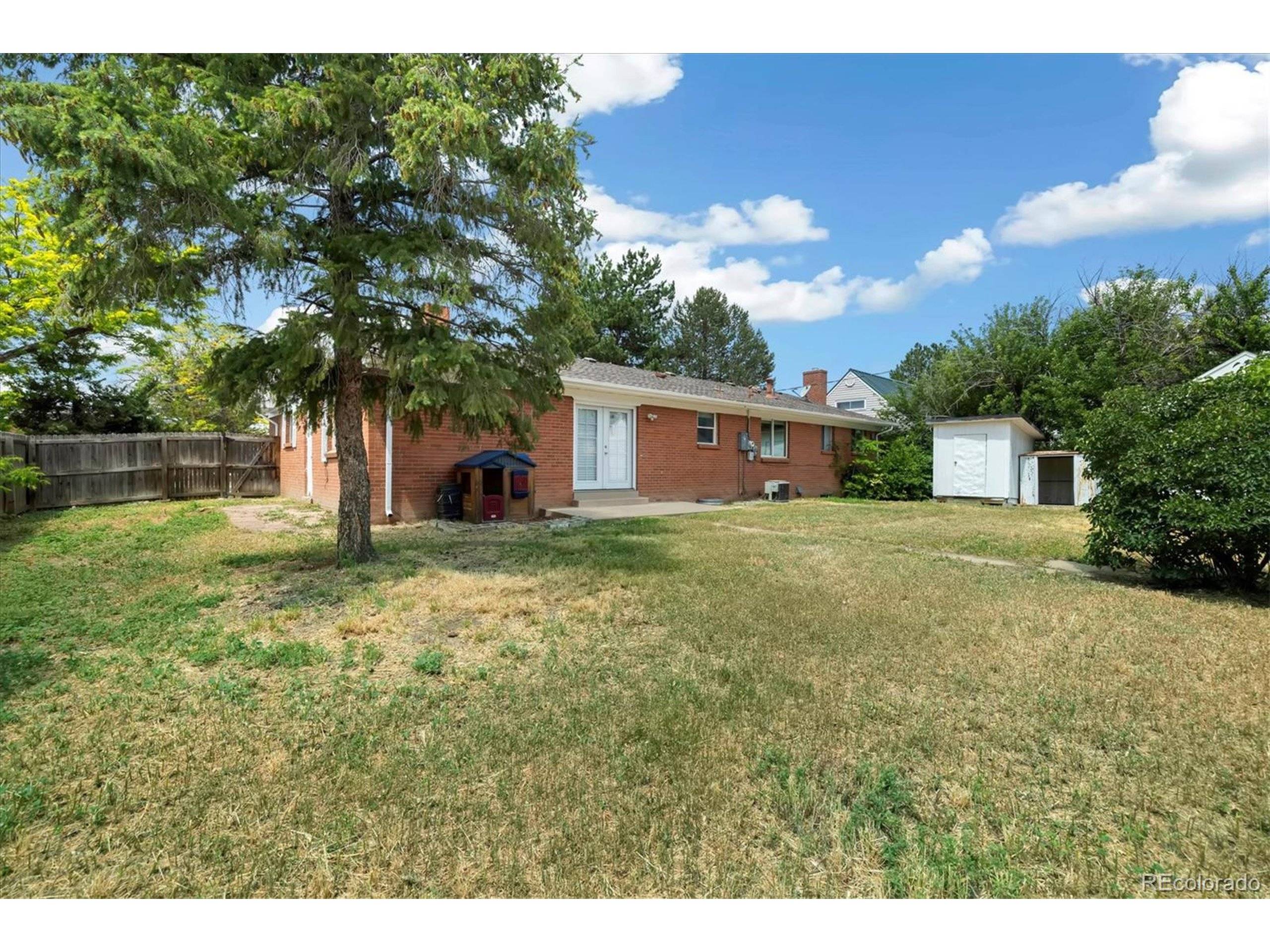 Aurora, CO 80012,396 S Troy St