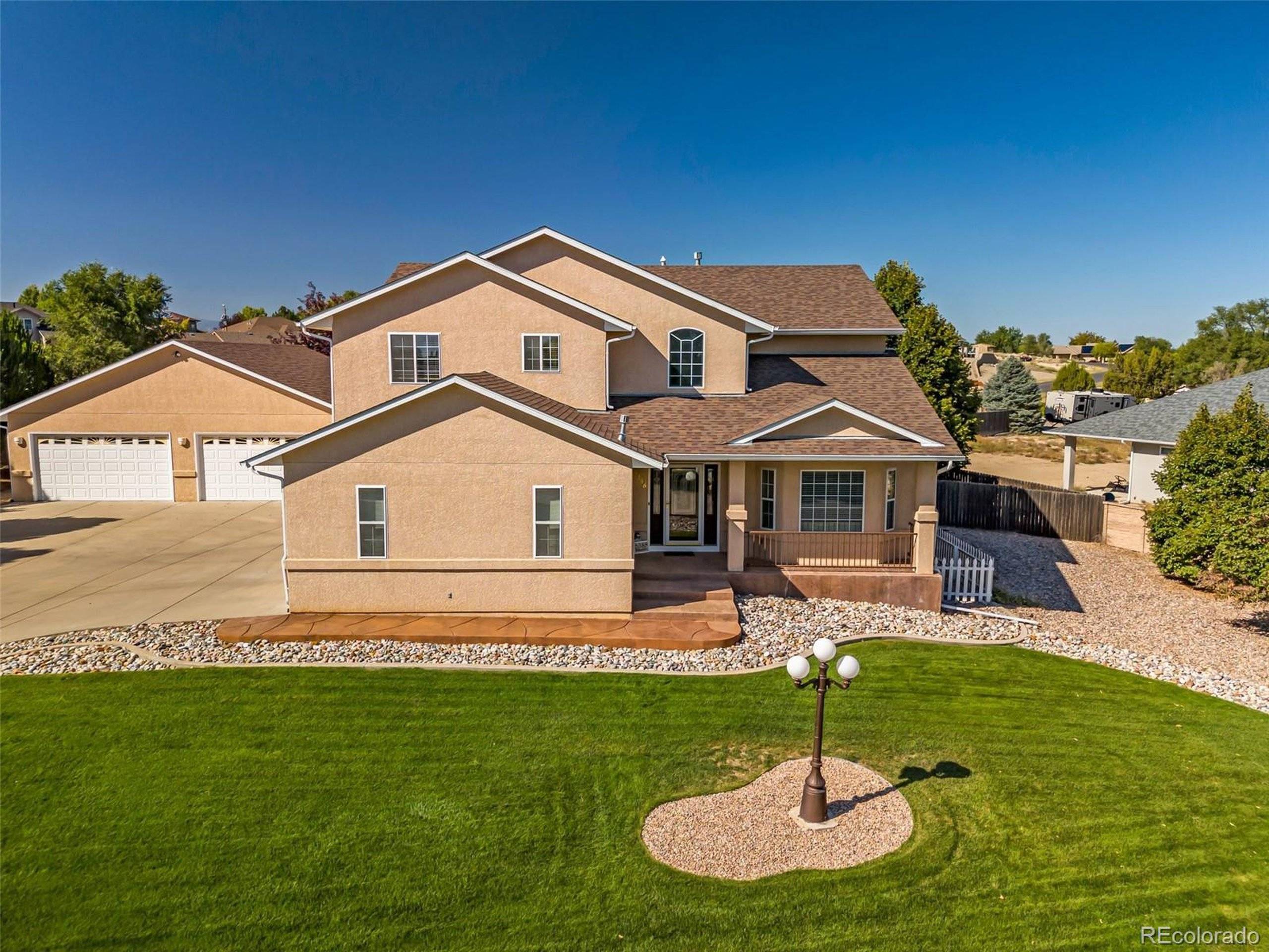 Pueblo, CO 81005,5388 Stonemoor Dr