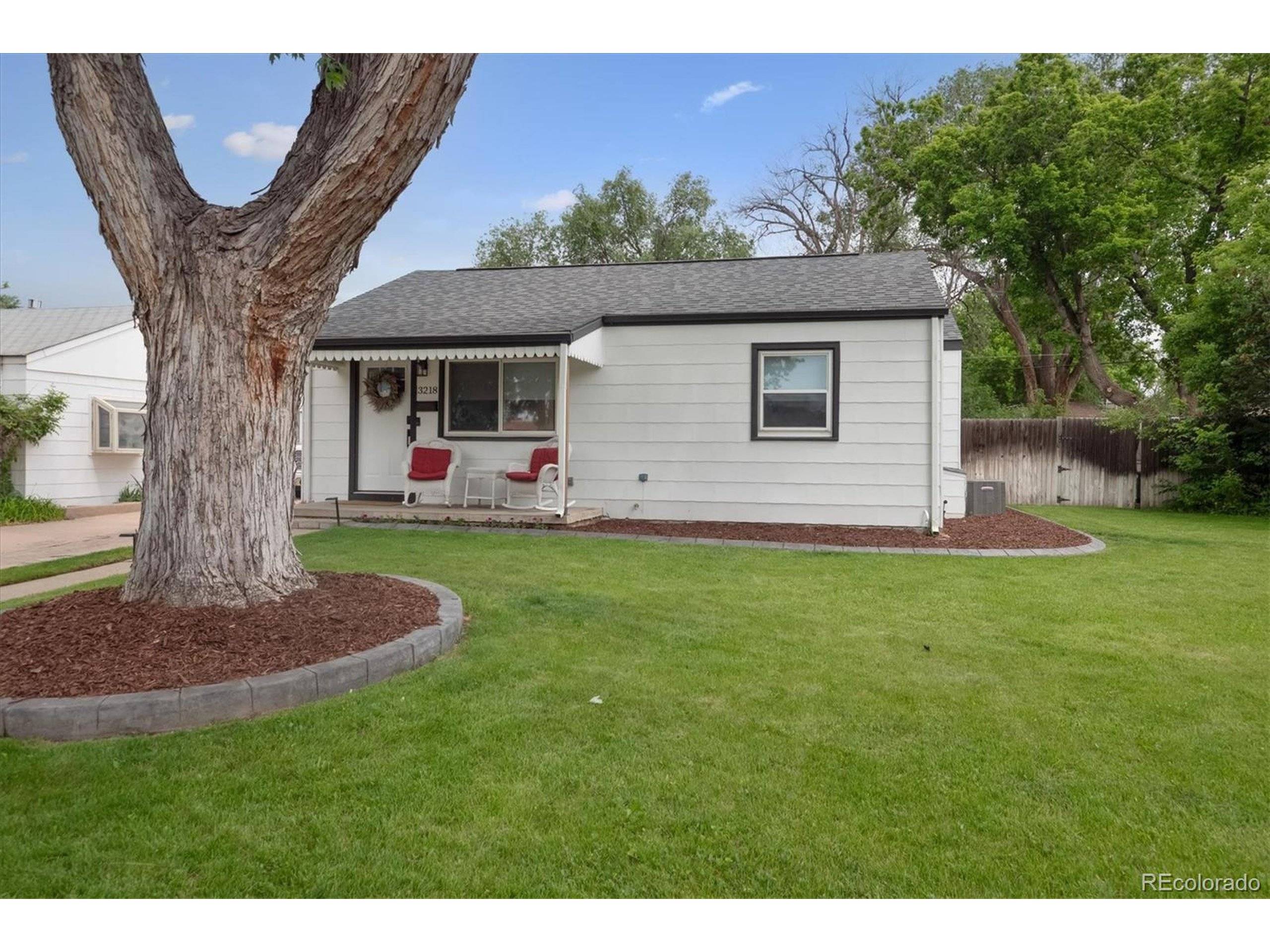 Englewood, CO 80113,3218 S Lafayette St