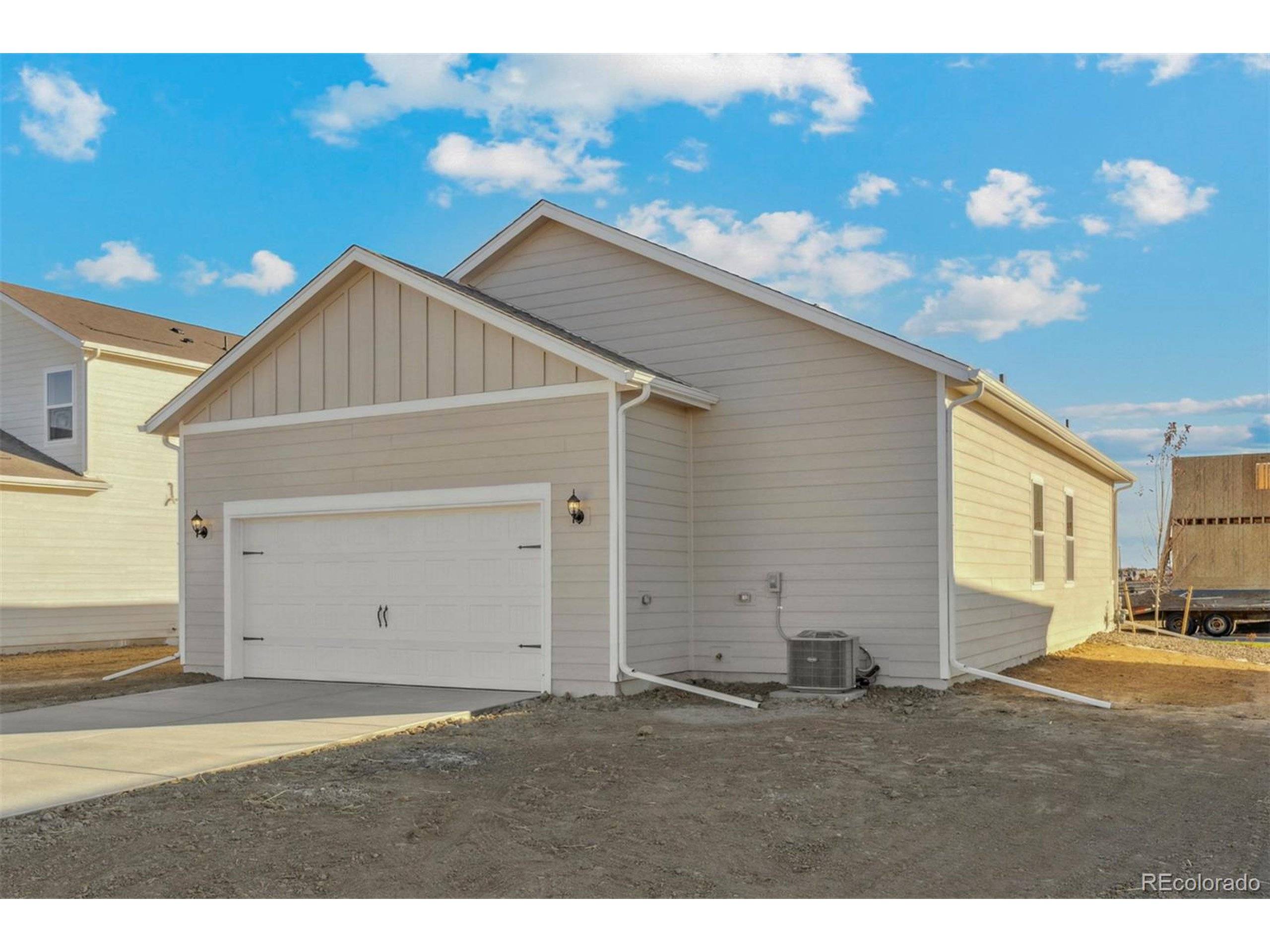 Strasburg, CO 80136,3056 Oxley St