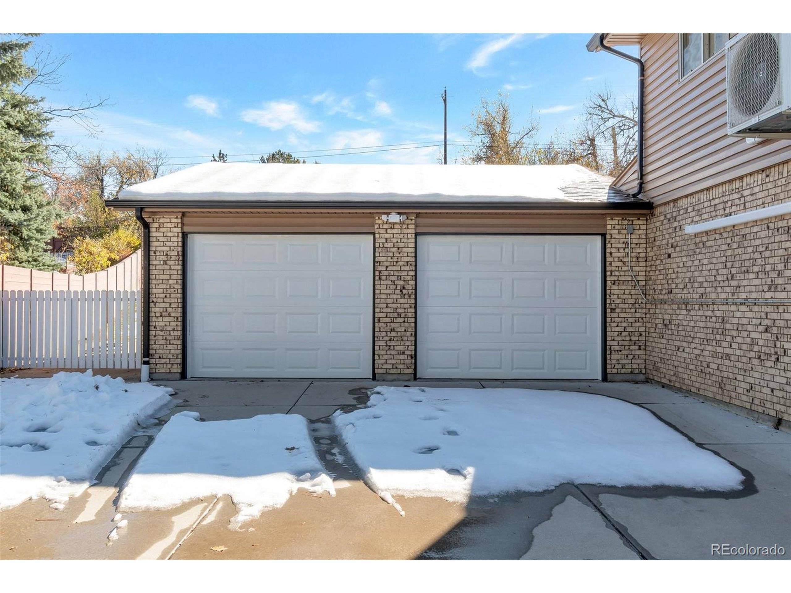 Littleton, CO 80120,824 W Geddes Cir