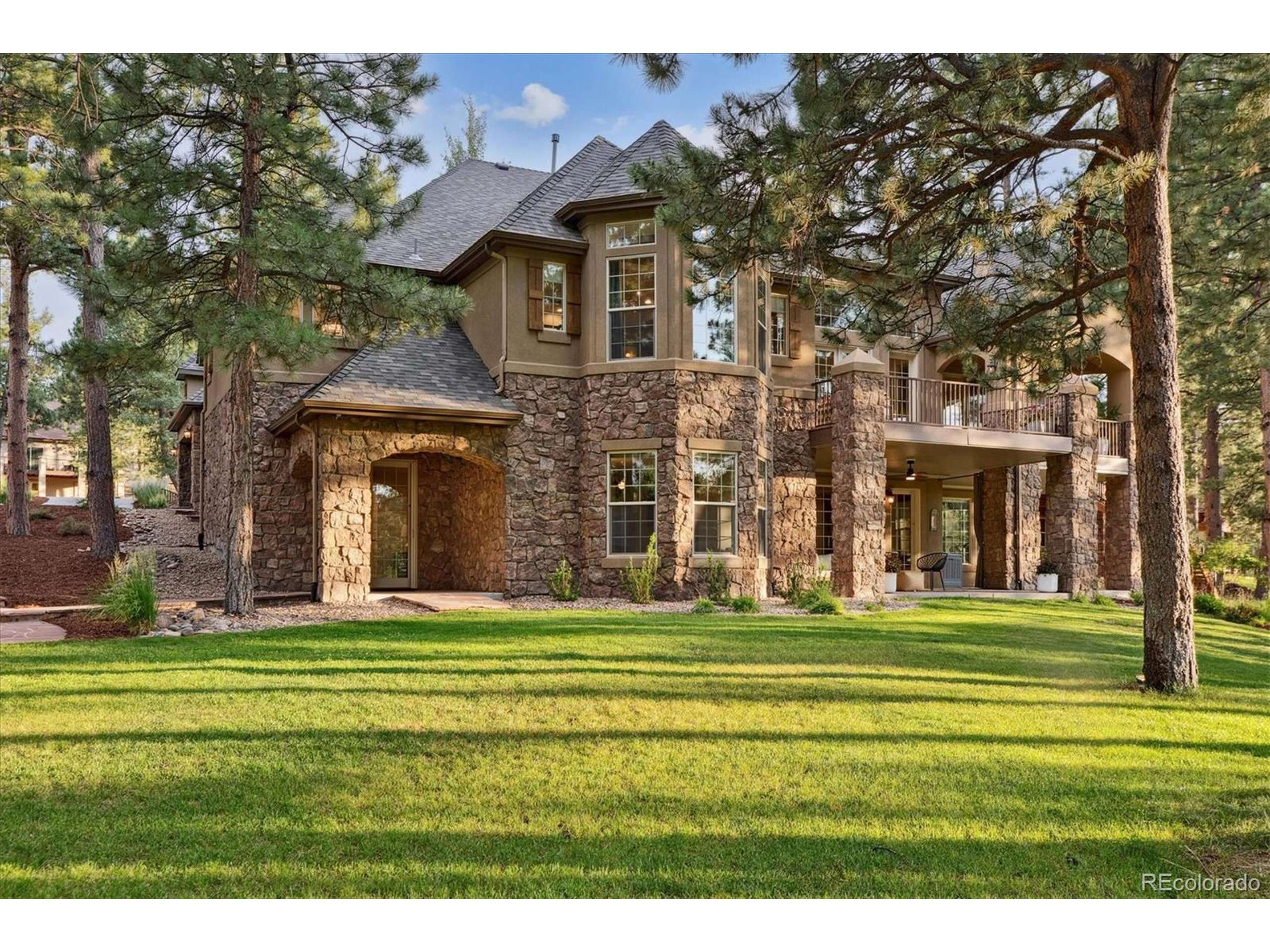 Larkspur, CO 80118,679 Cumberland Rd
