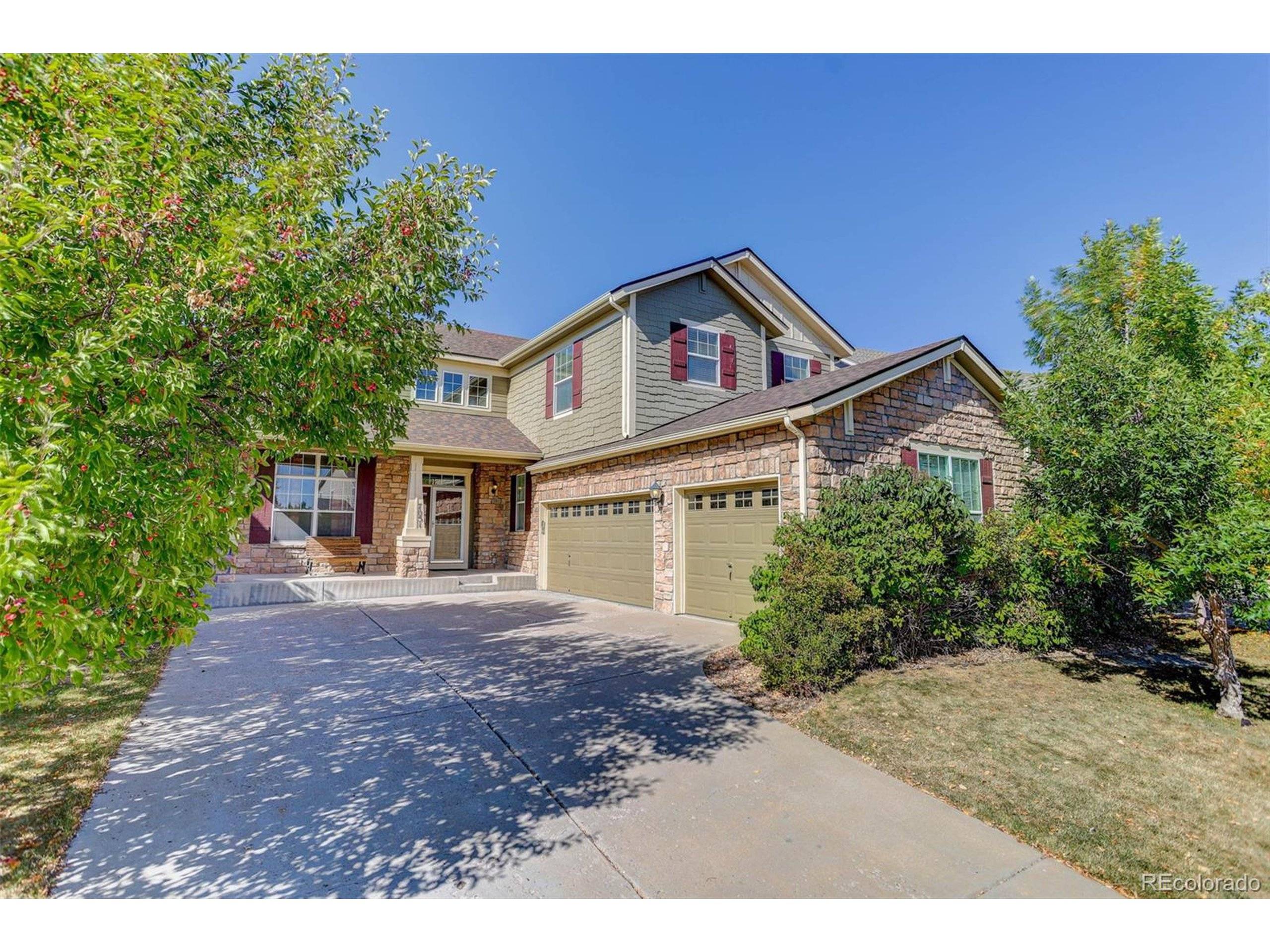 Aurora, CO 80016,7051 S Oak Hill Cir