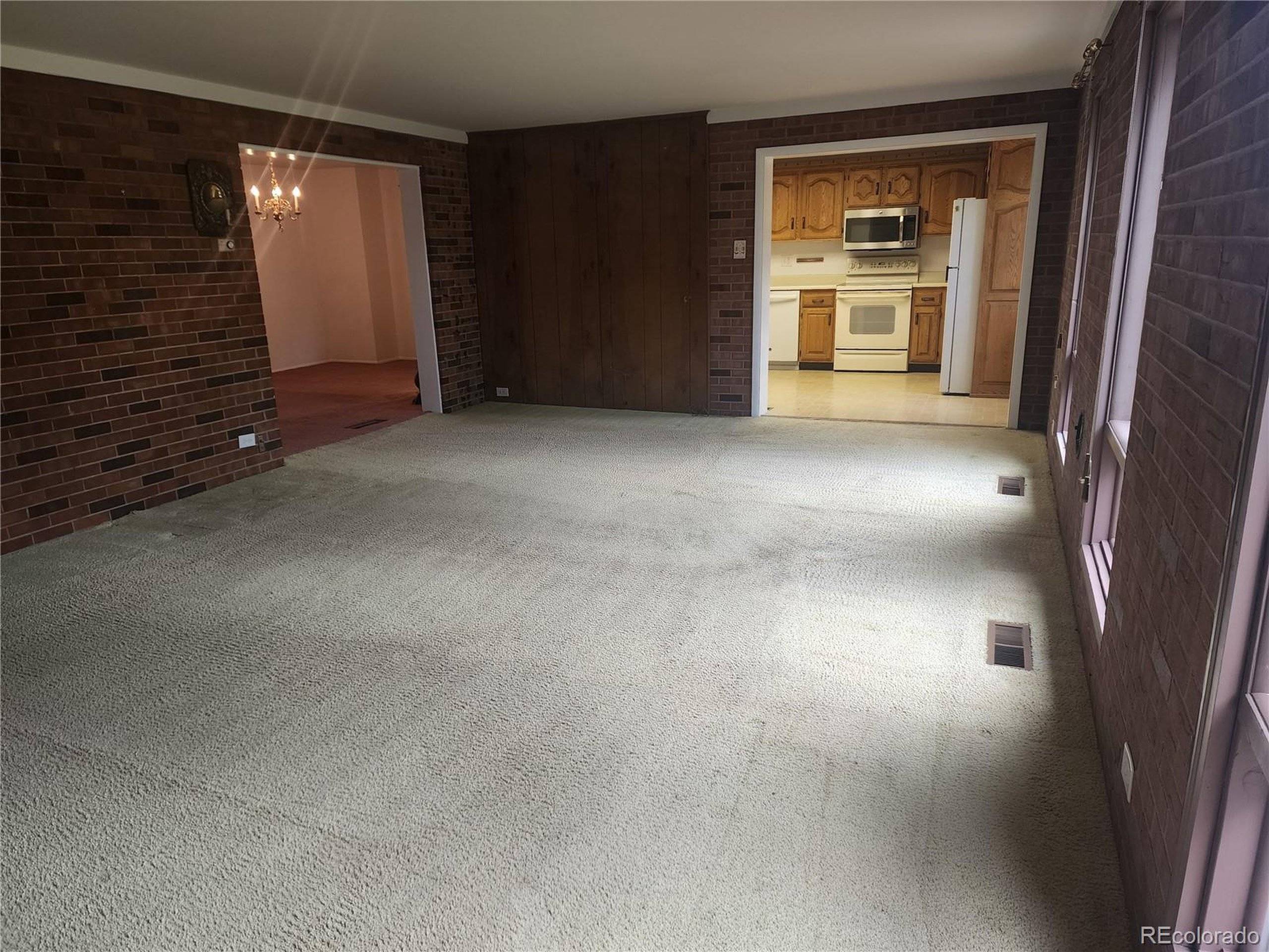 Denver, CO 80224,6961 E Arkansas Ave