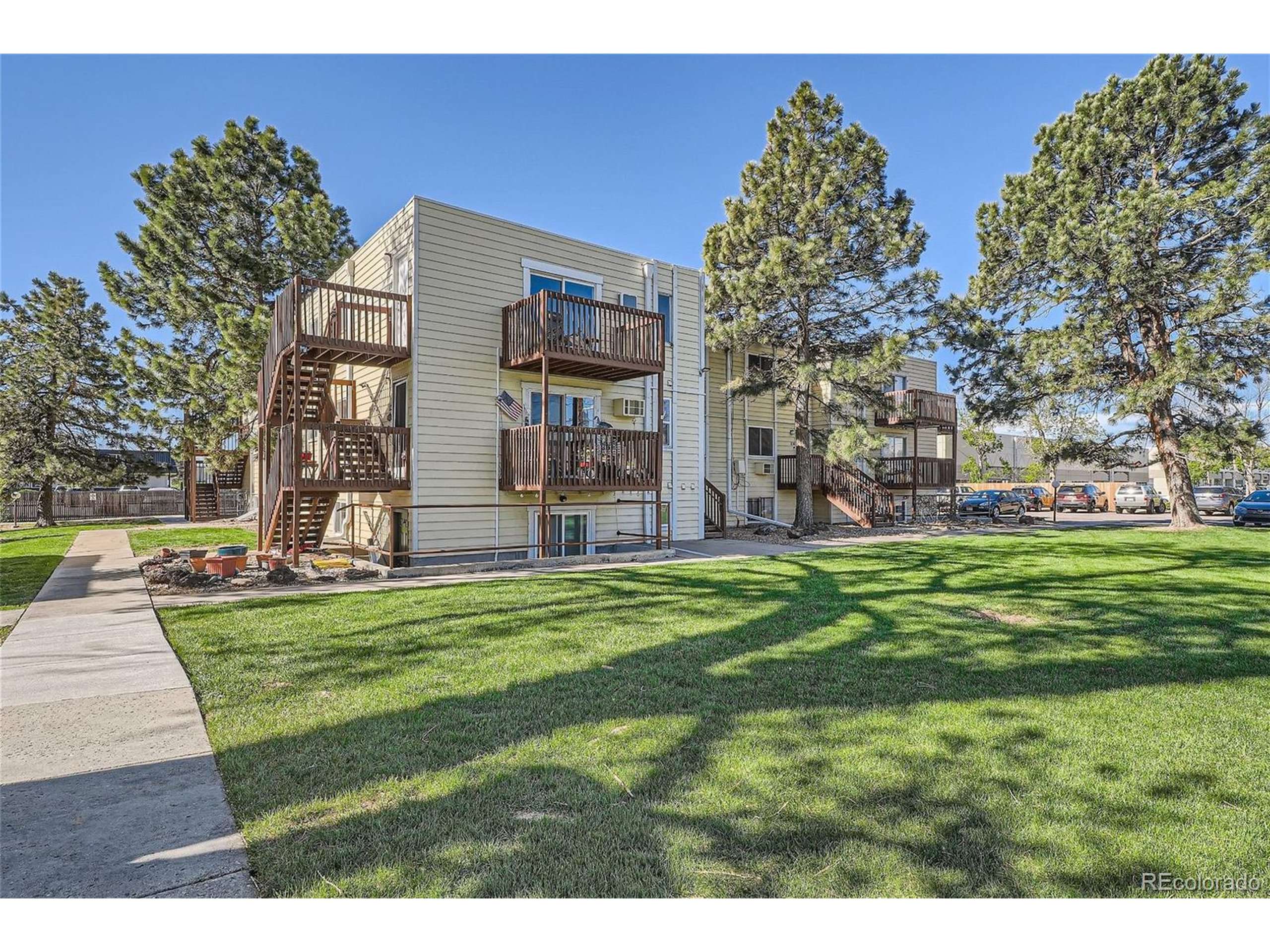 Wheat Ridge, CO 80033,9380 W 49th Ave #103