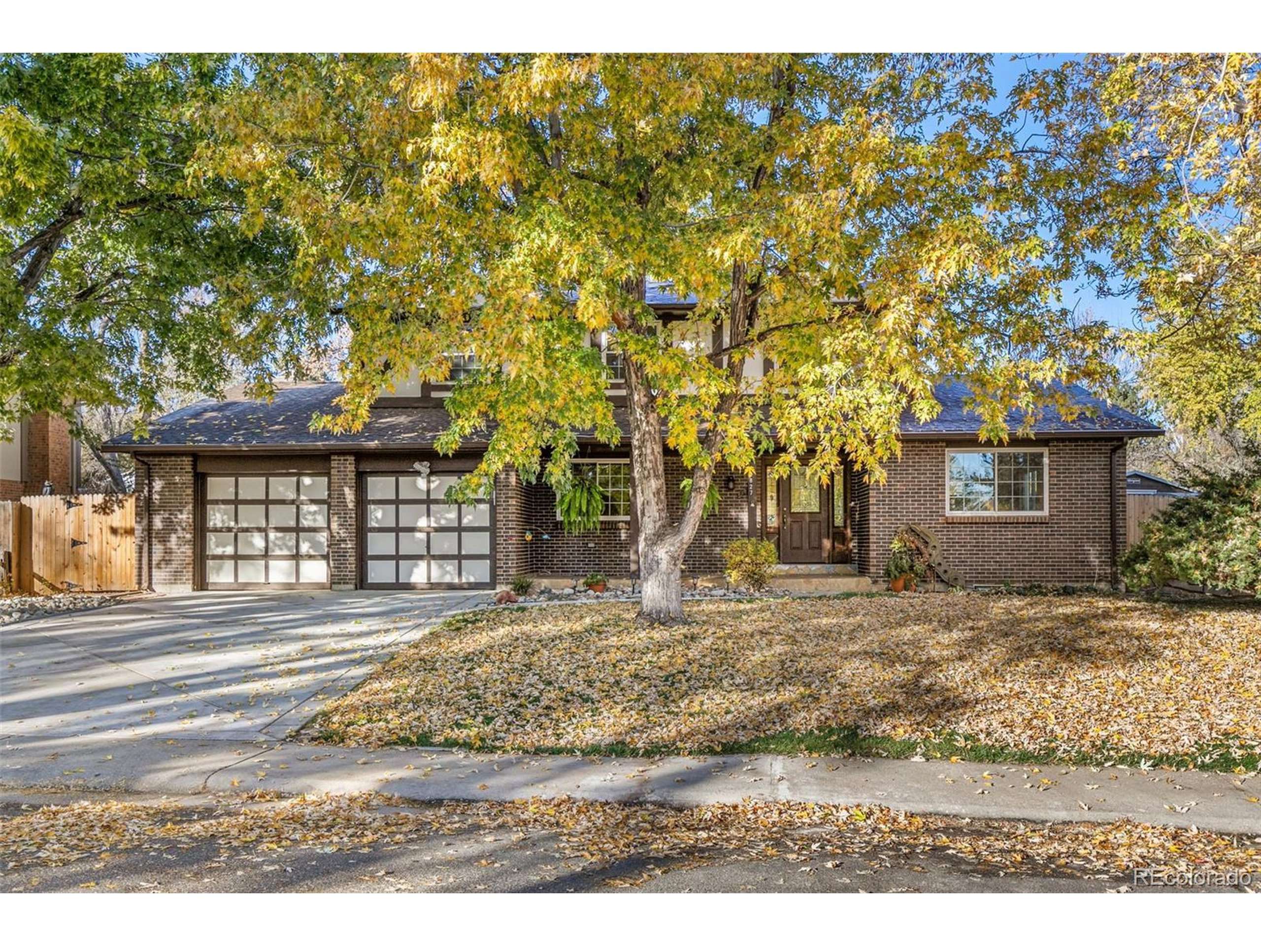 Arvada, CO 80004,6827 Vivian St