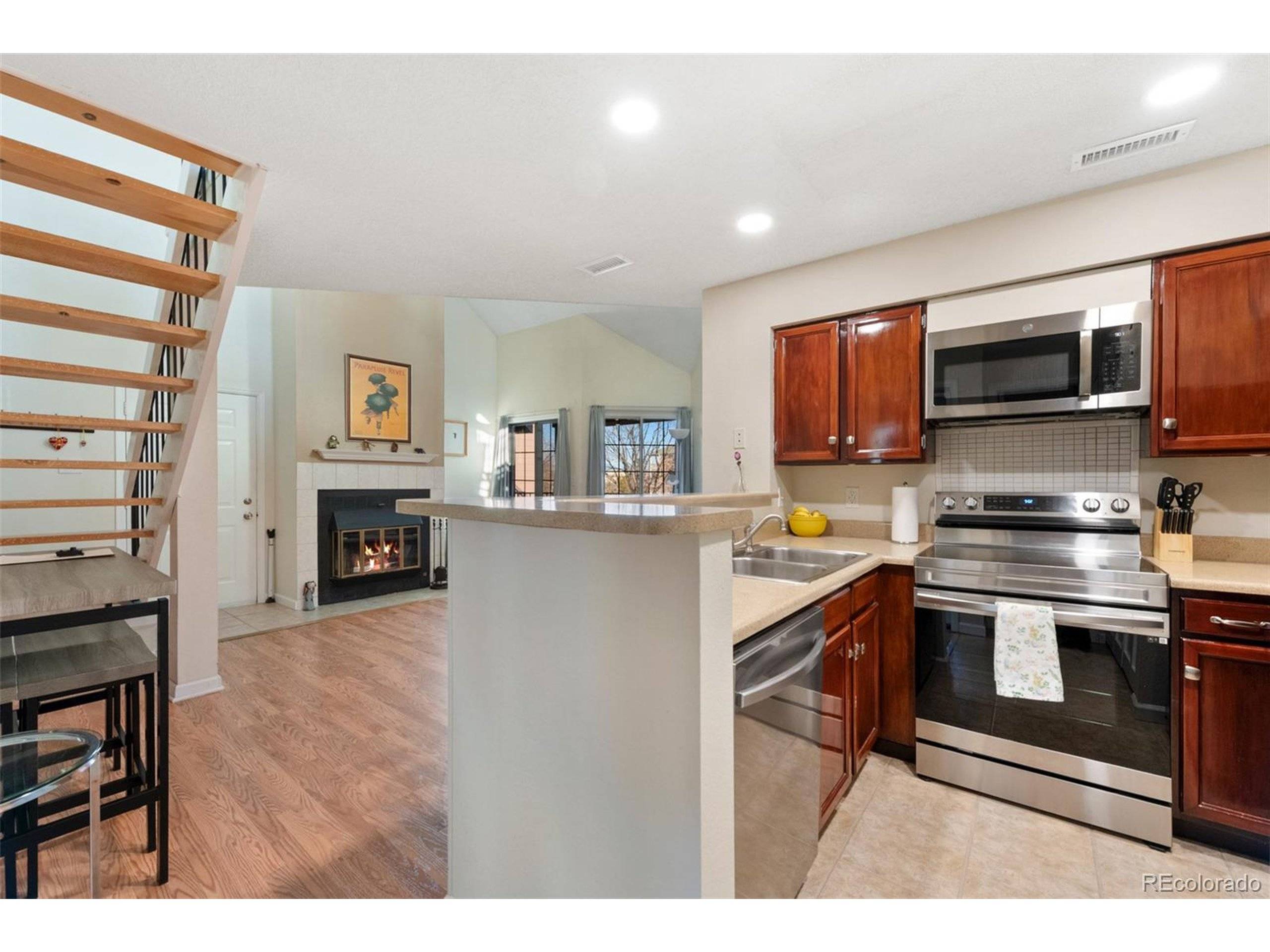 Lakewood, CO 80226,810 S Vance St #C