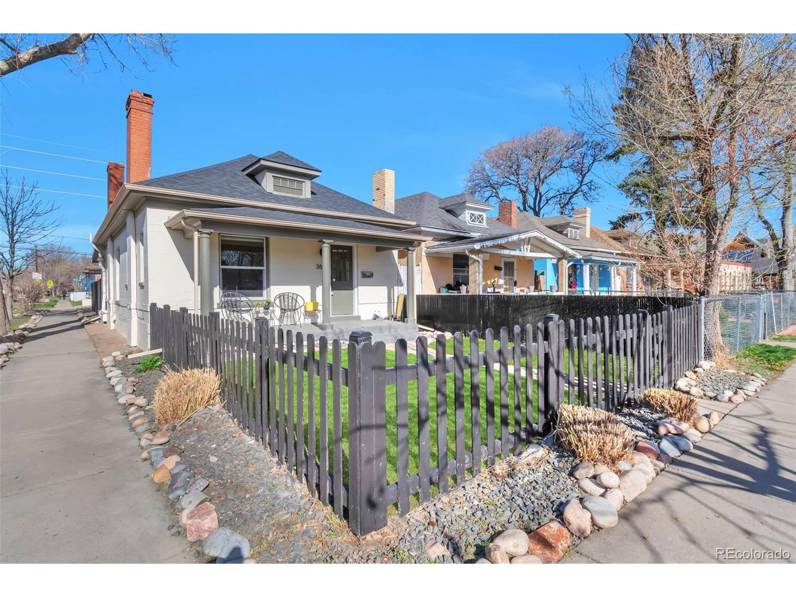 Denver, CO 80205,3601 N High St