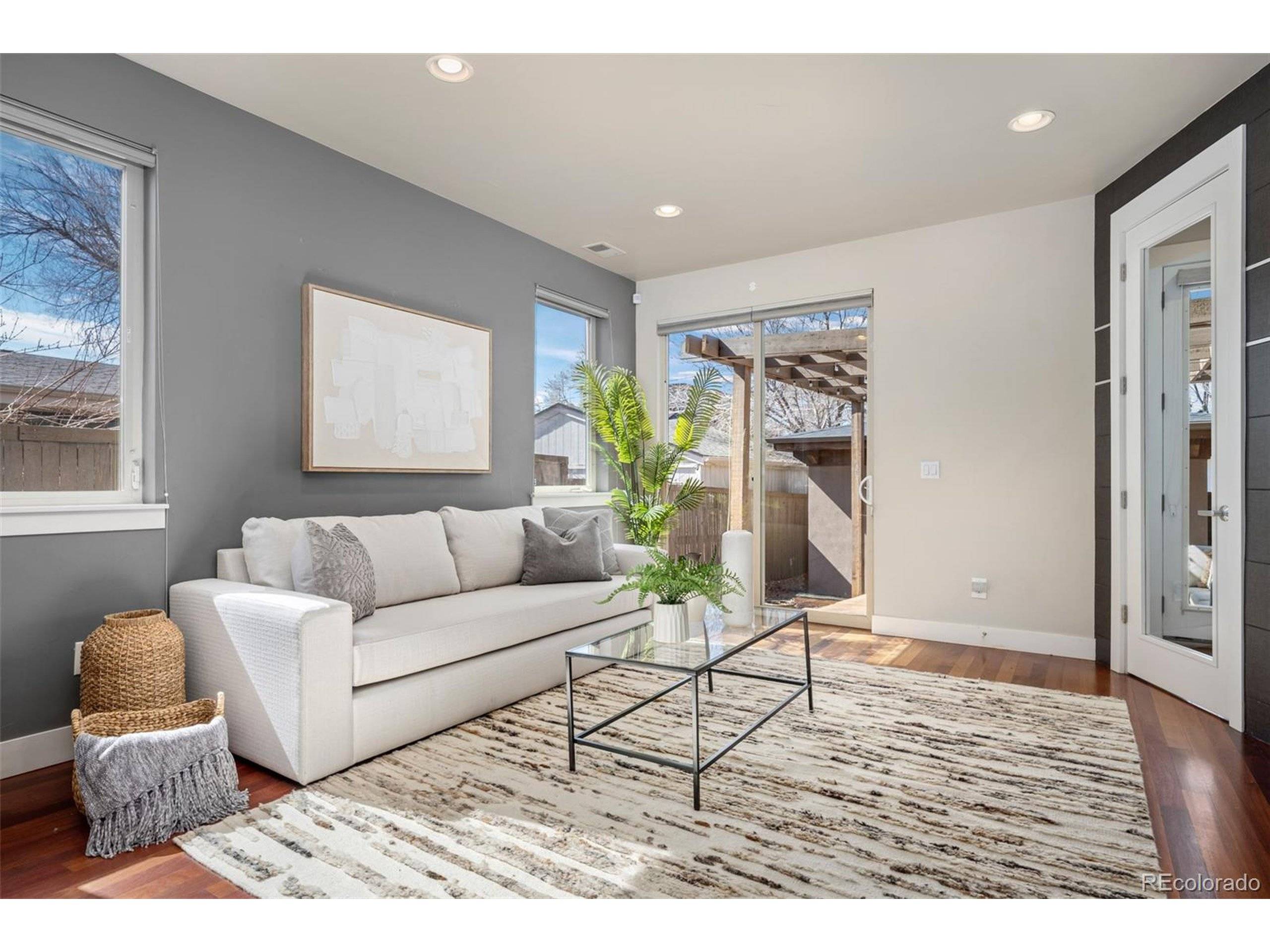 Denver, CO 80211,2053 Meade St