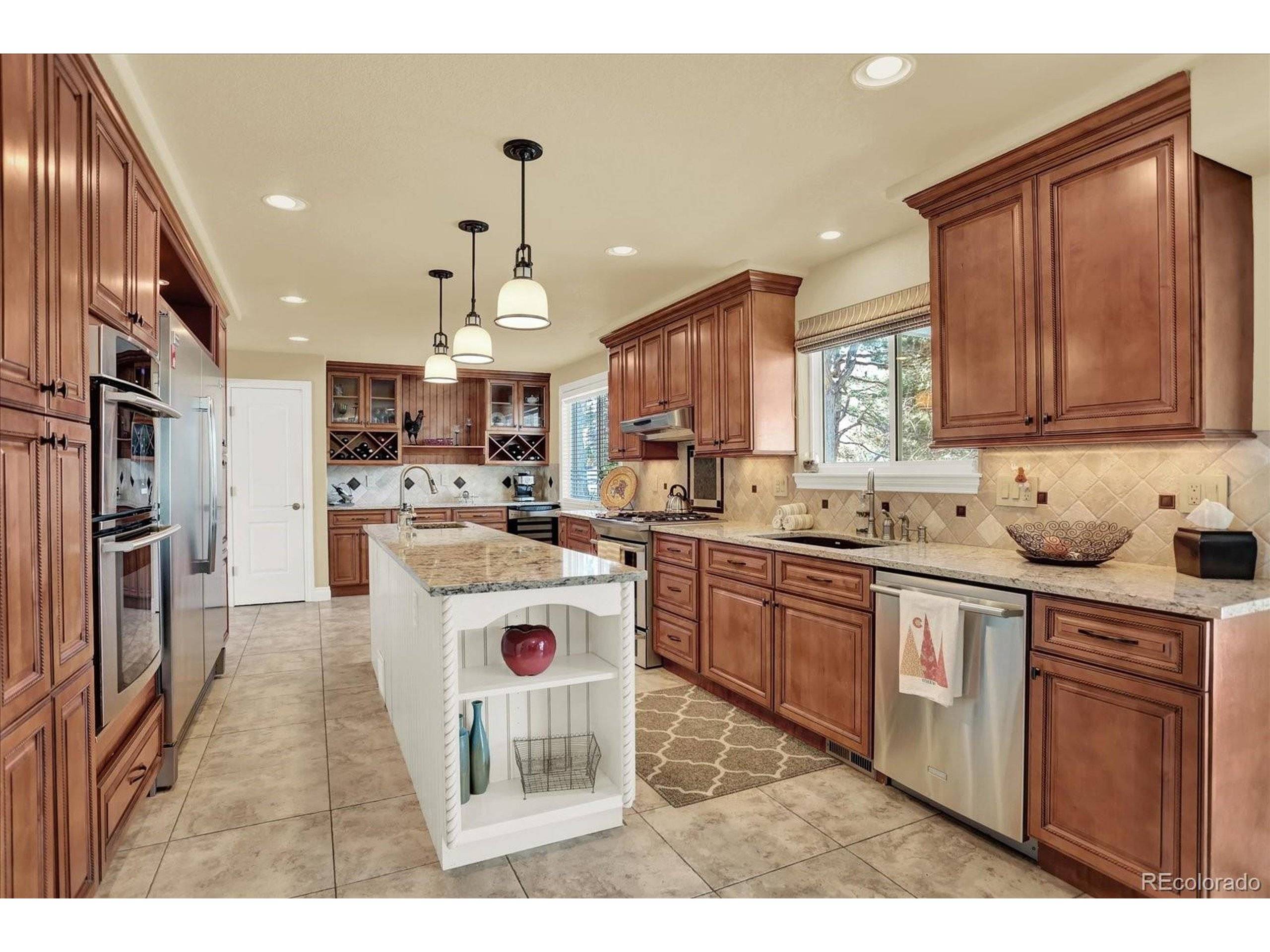 Arvada, CO 80005,7631 Oak St