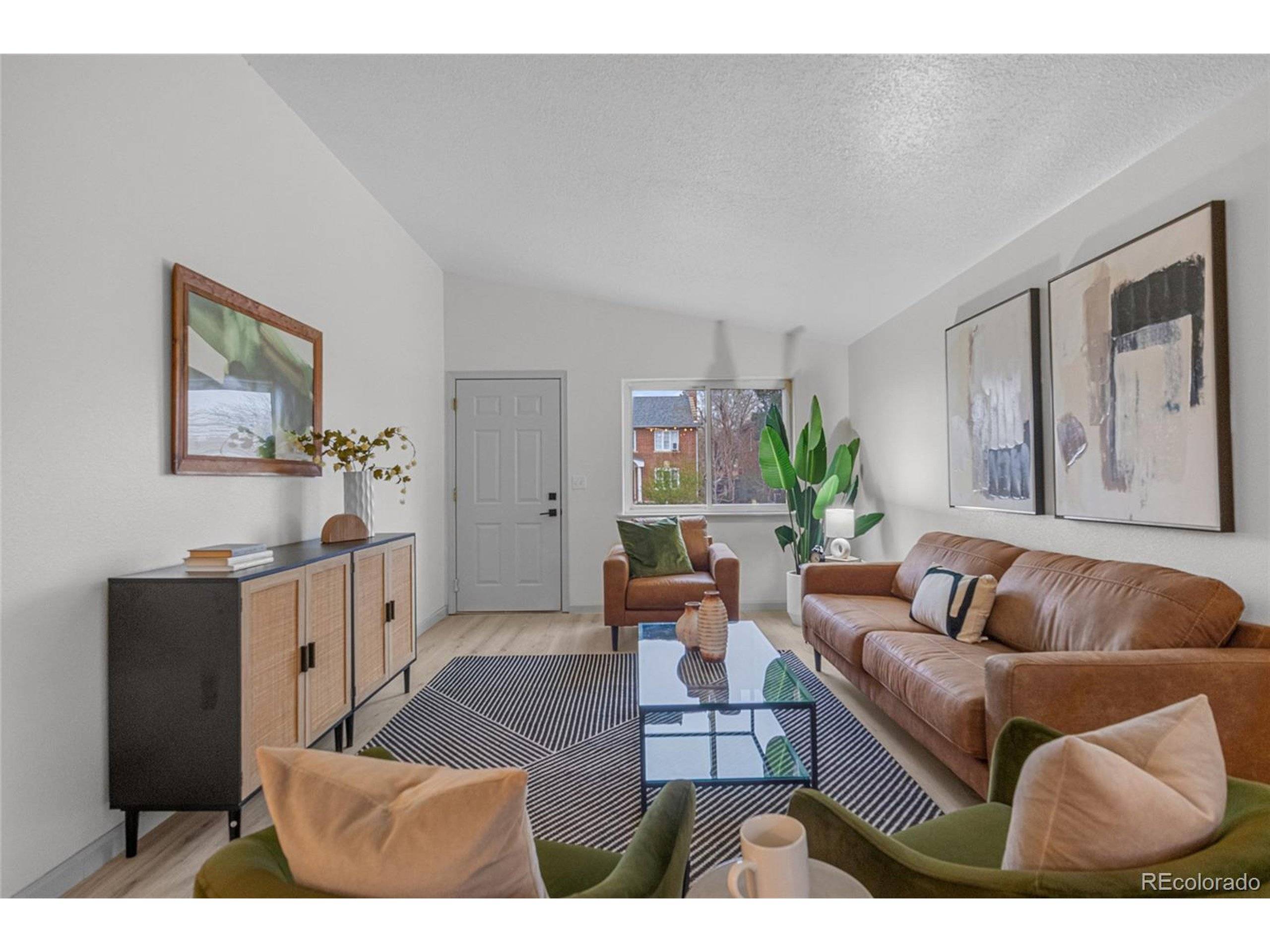 Denver, CO 80205,3619 N York St