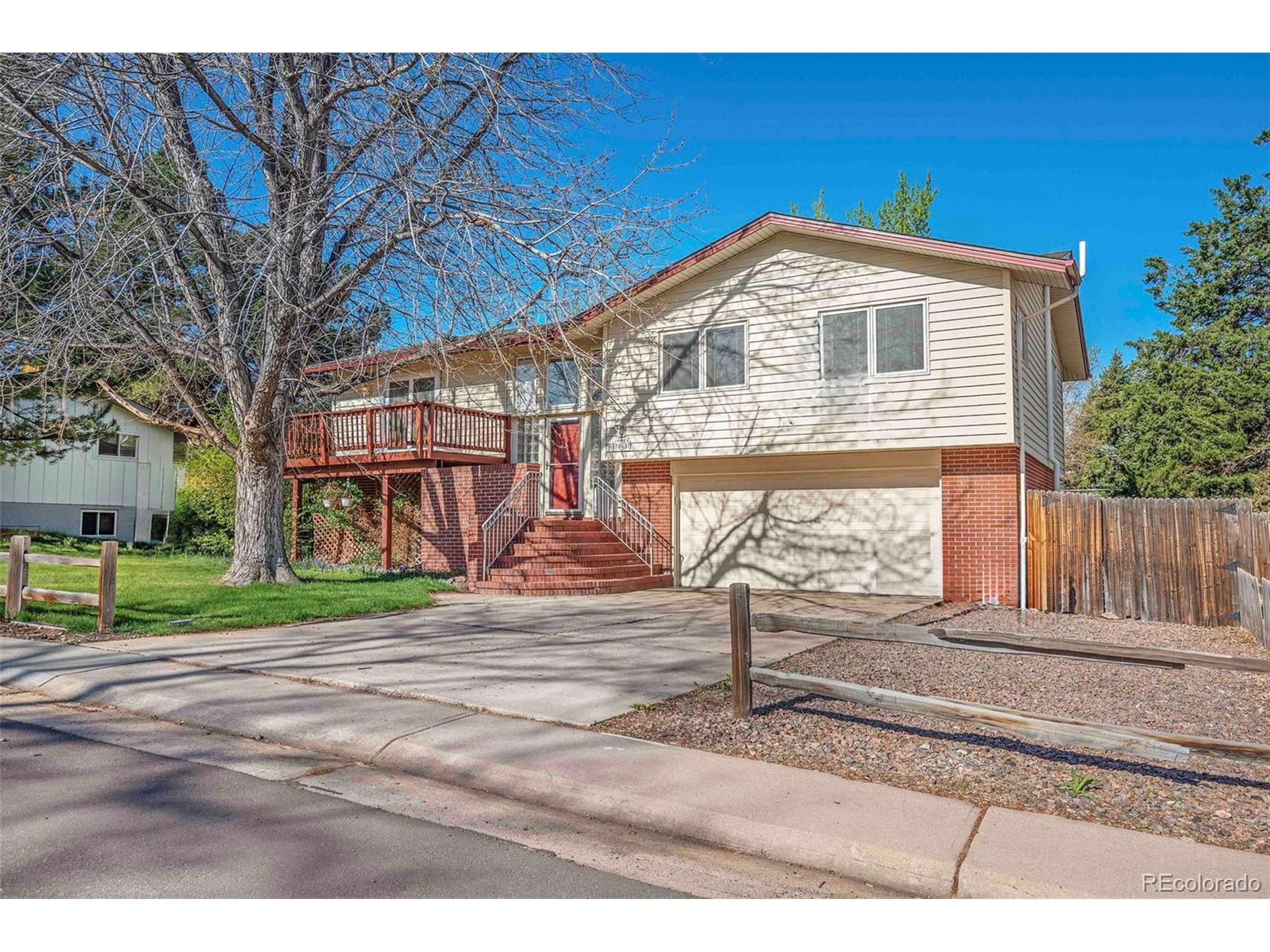 Centennial, CO 80112,7065 S Willow St