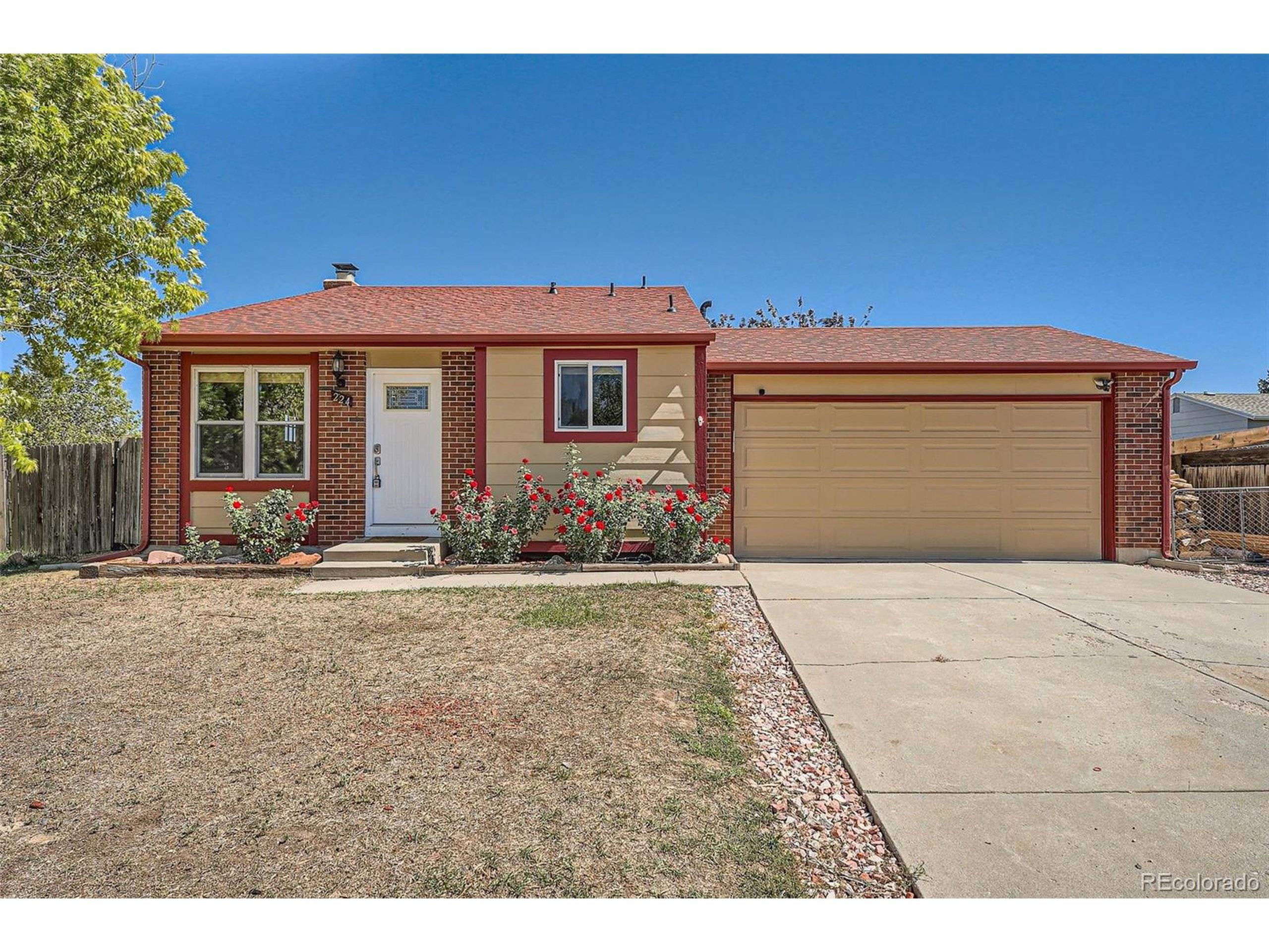 Bennett, CO 80102,224 Jackson Ct