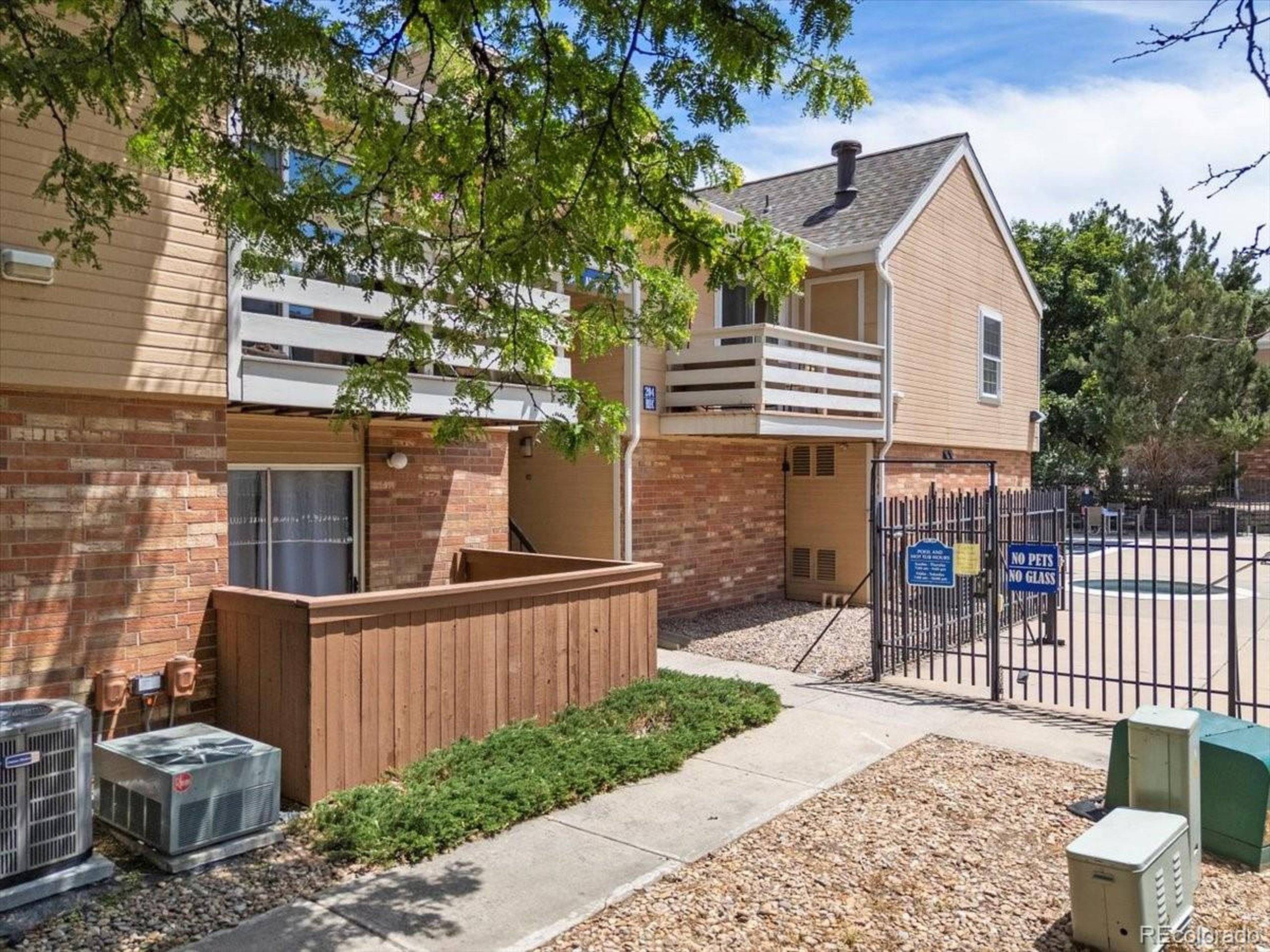Lakewood, CO 80227,3334 S Ammons St #103