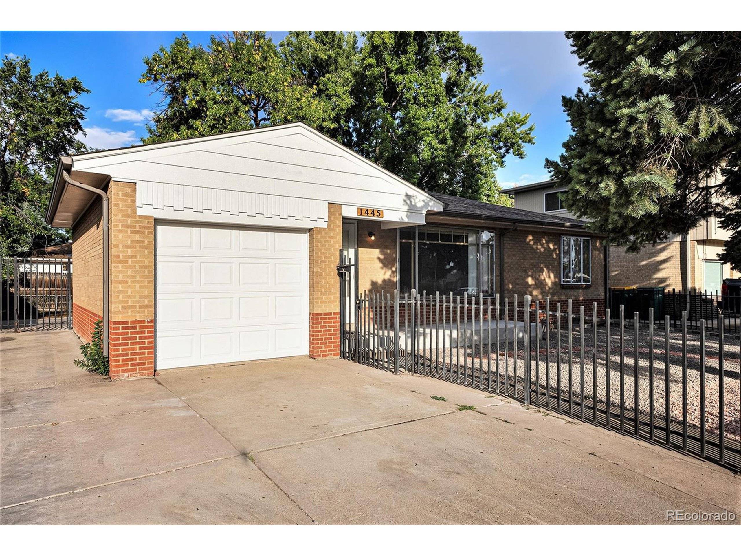 Lakewood, CO 80232,1445 S Eaton St